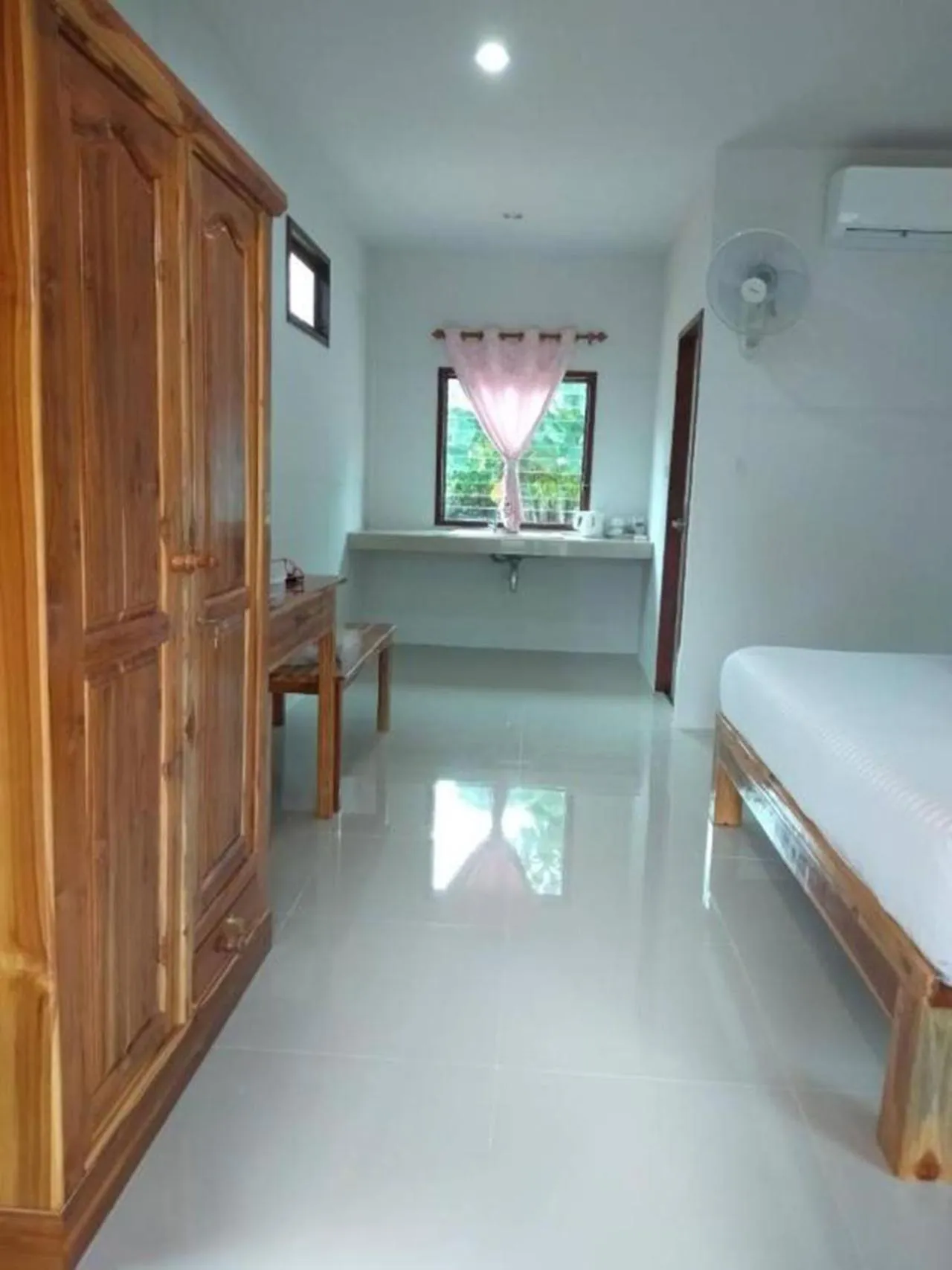 Bed in Lanta Cottage - SHA Plus