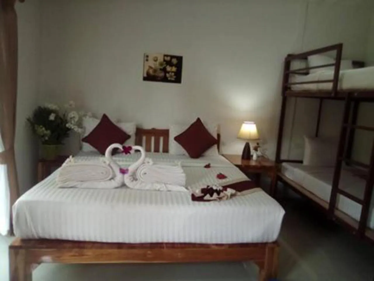 Bed in Lanta Cottage - SHA Plus