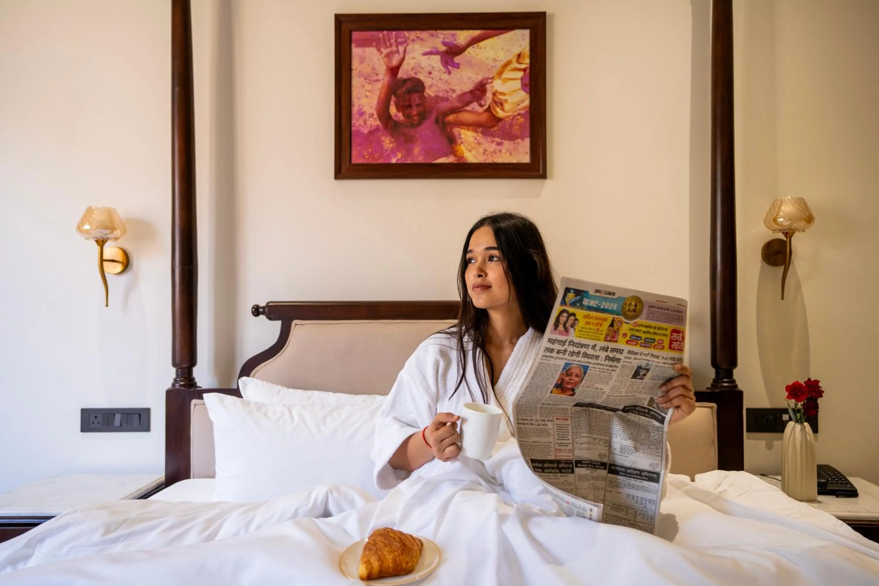 Bed in Luxuria Varanasi By Moustache