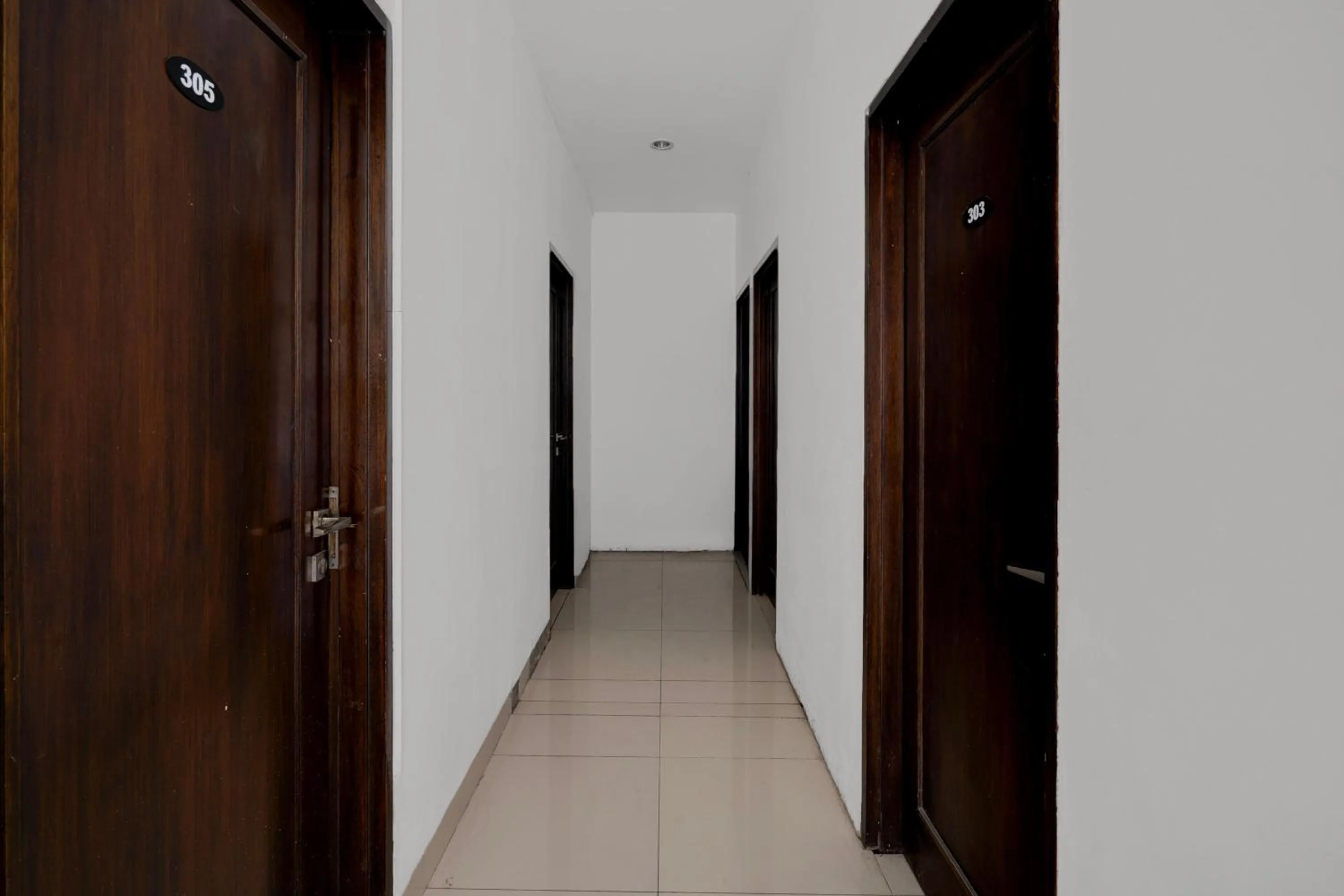 Area and facilities in Hotel O near Politeknik Negeri Bandung formerly Frank House