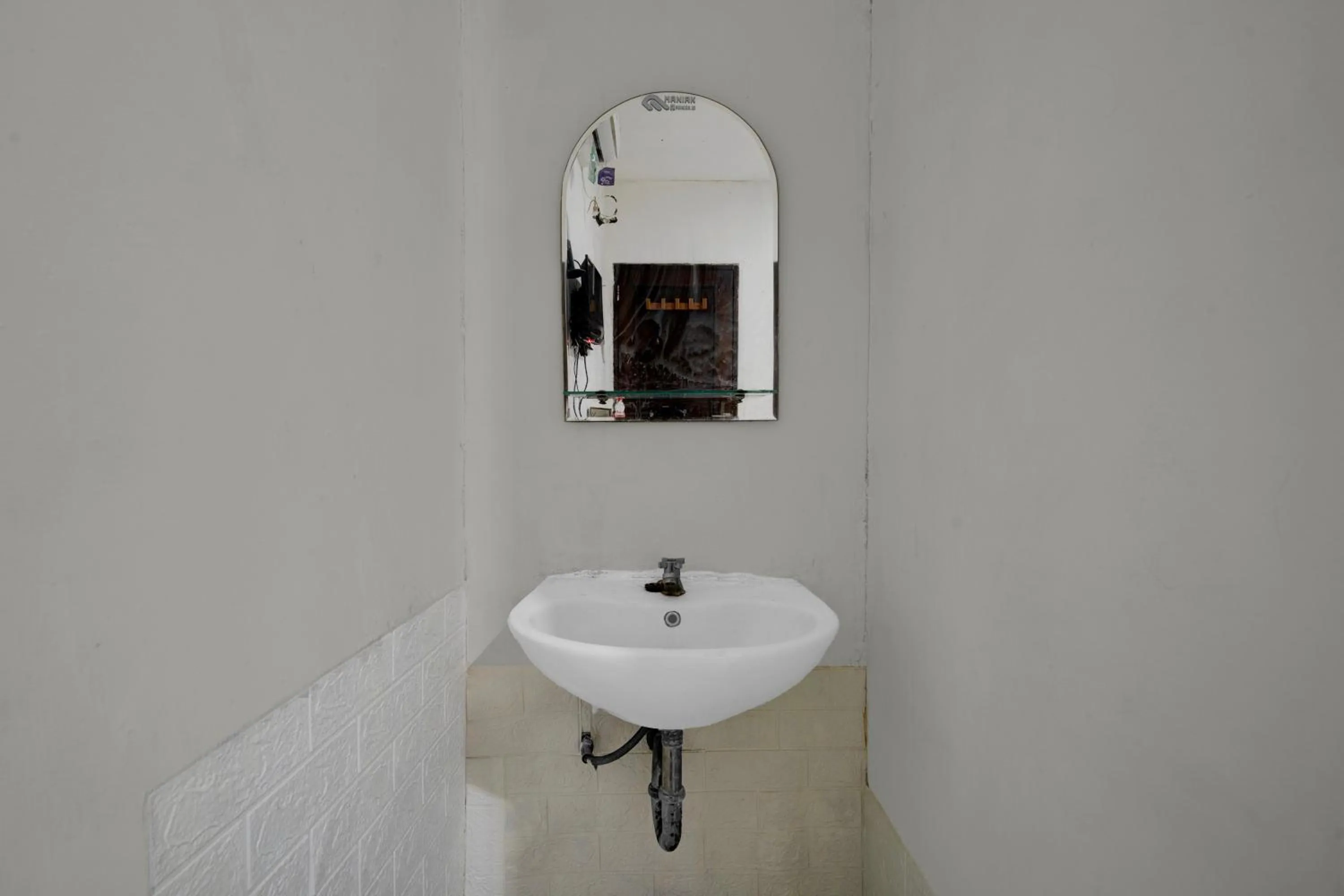 Bathroom in Hotel O near Politeknik Negeri Bandung formerly Frank House