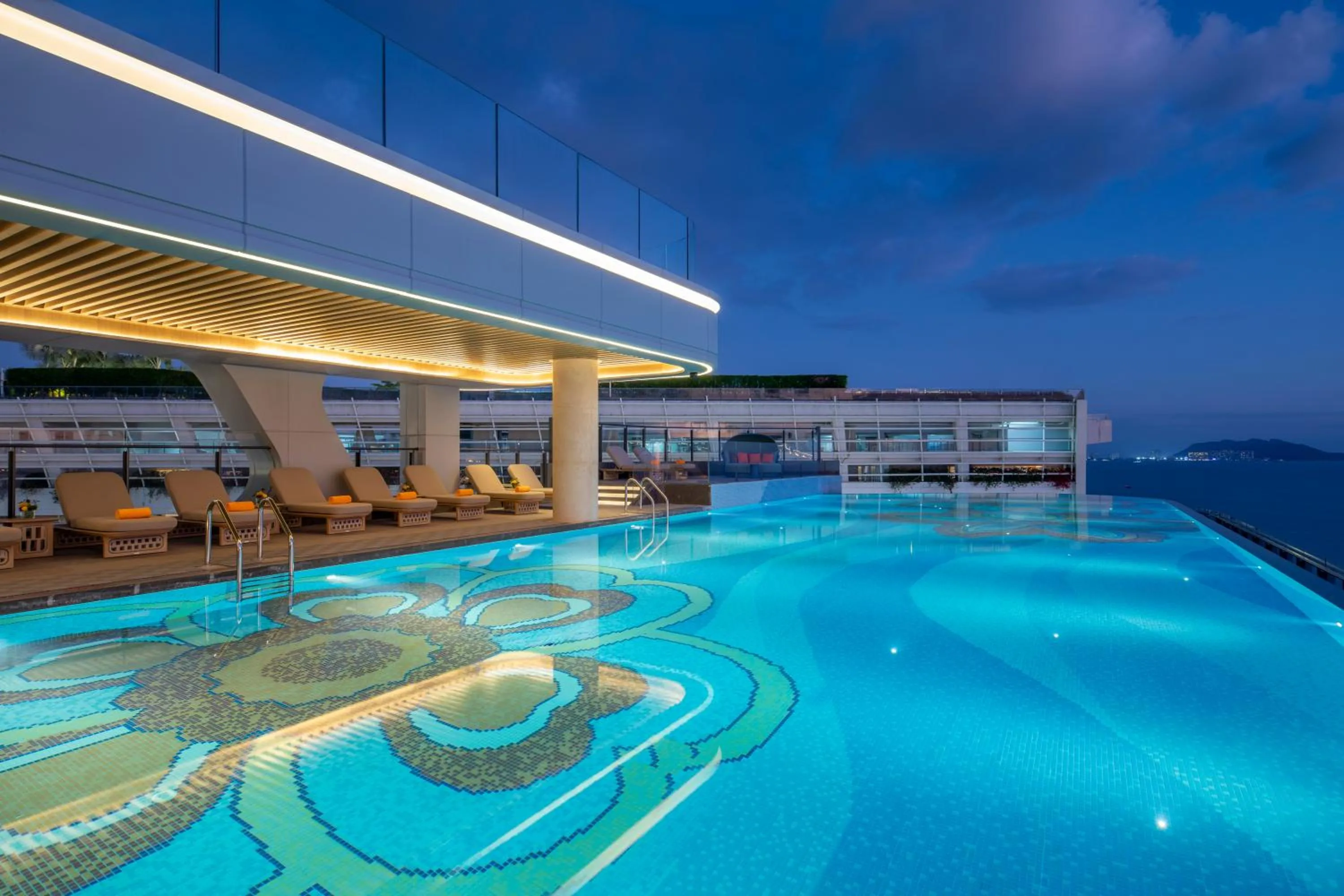 Swimming pool in voco Sanya Bay by IHG