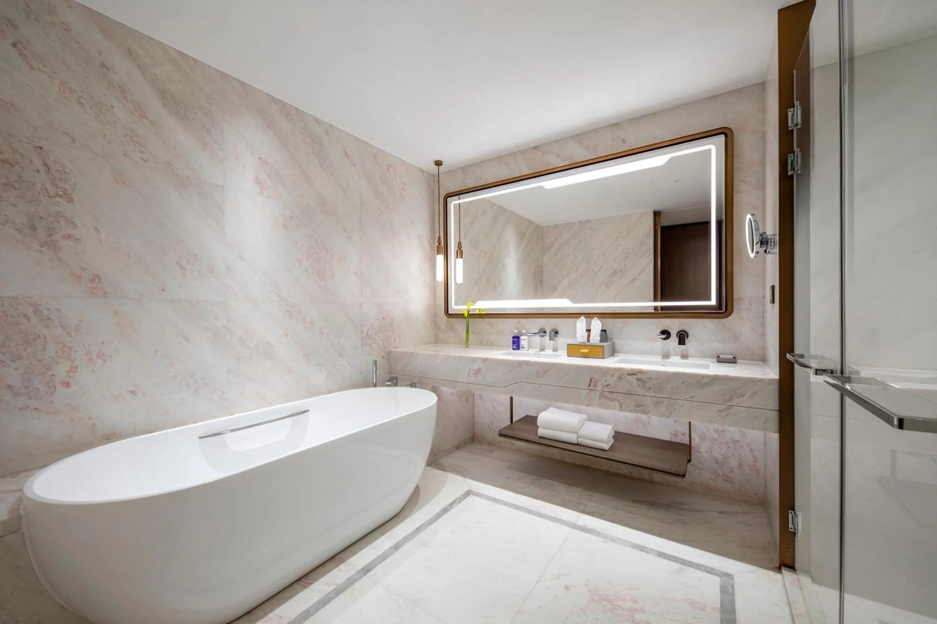 Shower in voco Sanya Bay by IHG