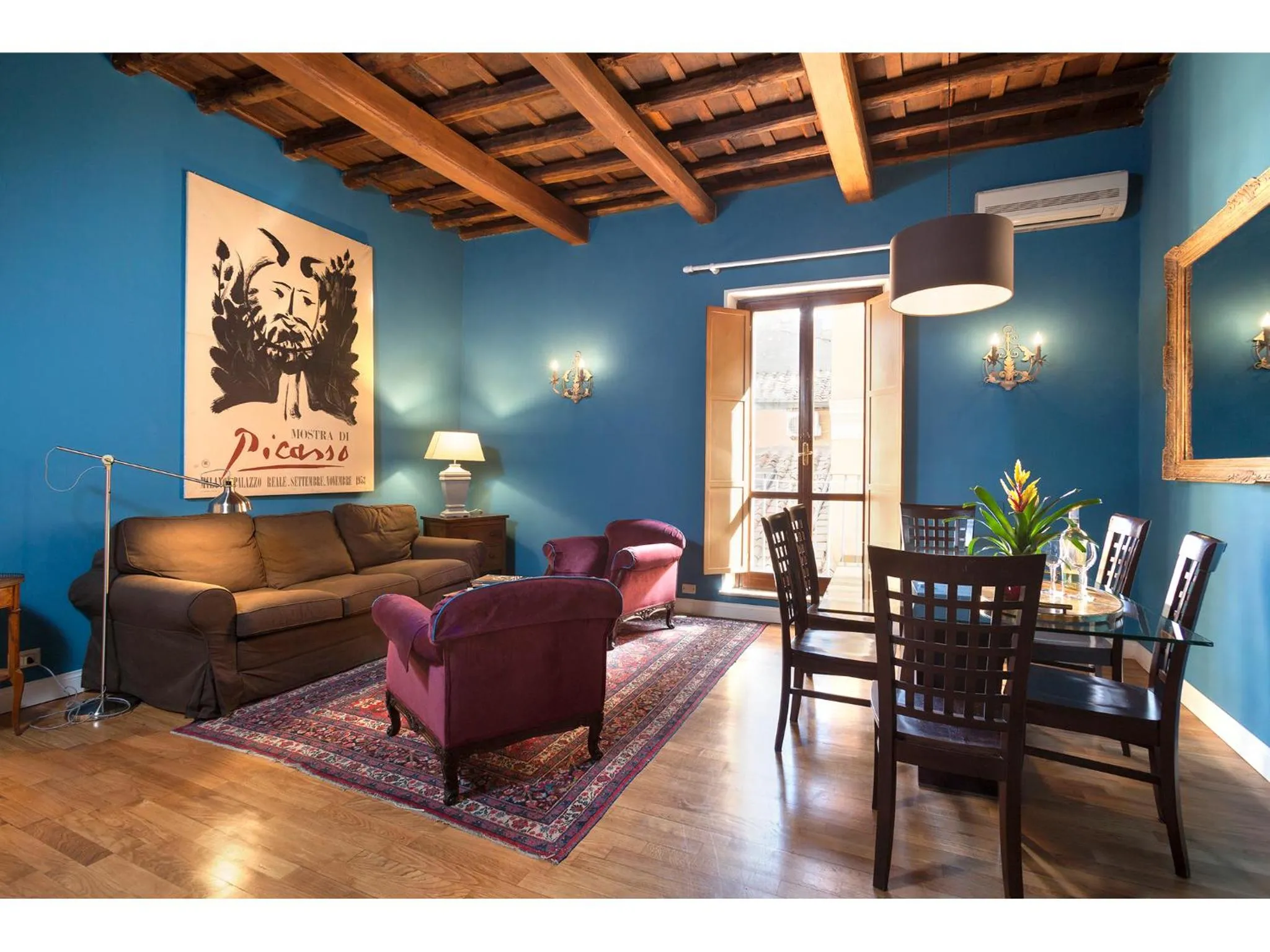 Living room in Apartments Via Giulia