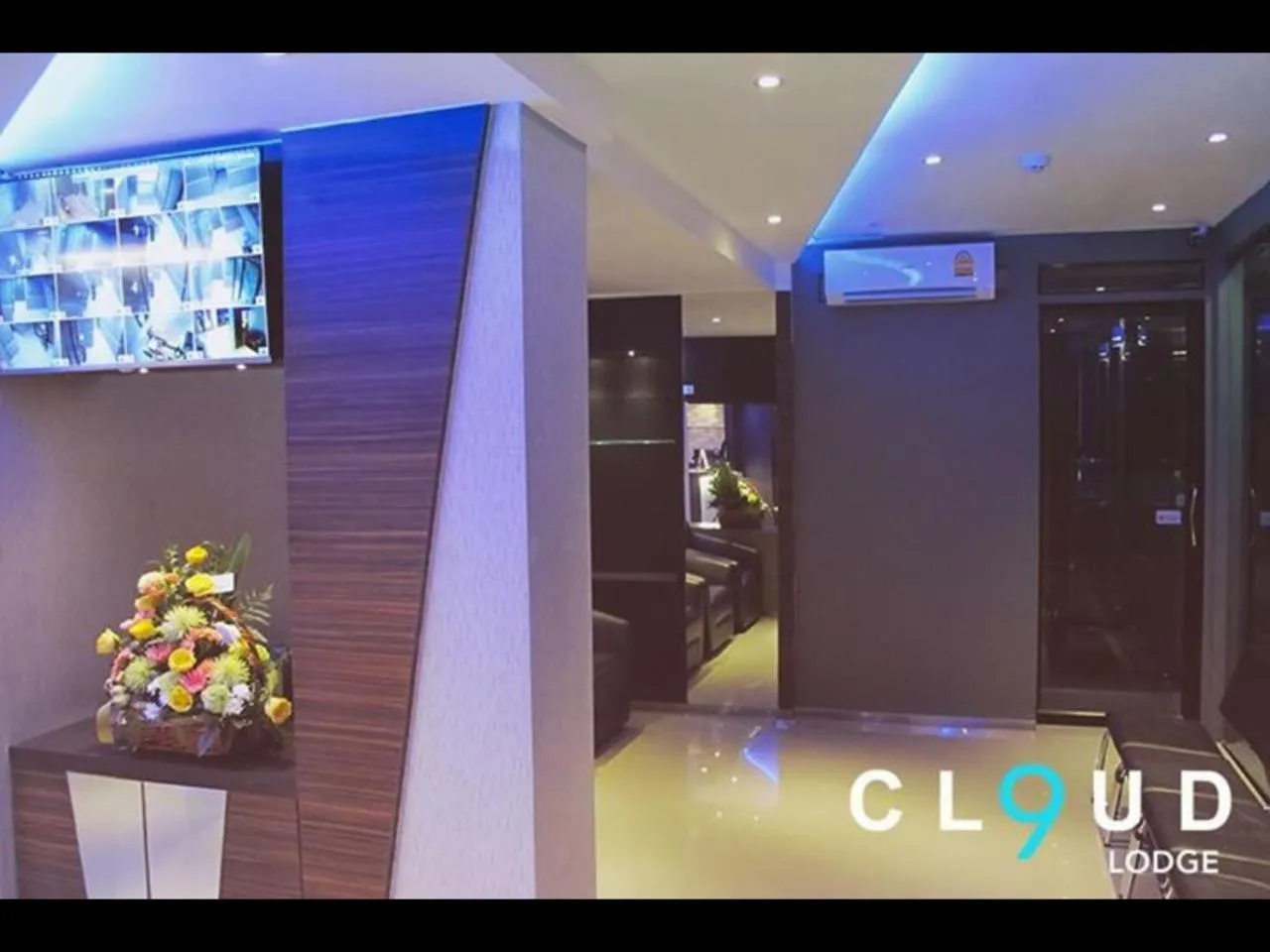 Decorative detail in Cloud 9 Lodge