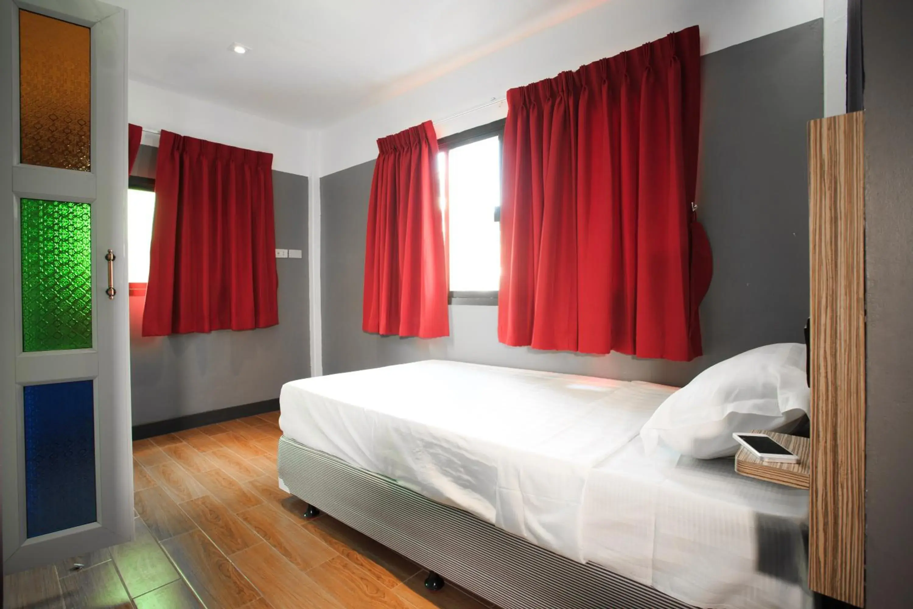 Day, Bed in Cloud 9 Lodge Day, Bed in Cloud 9 Lodge