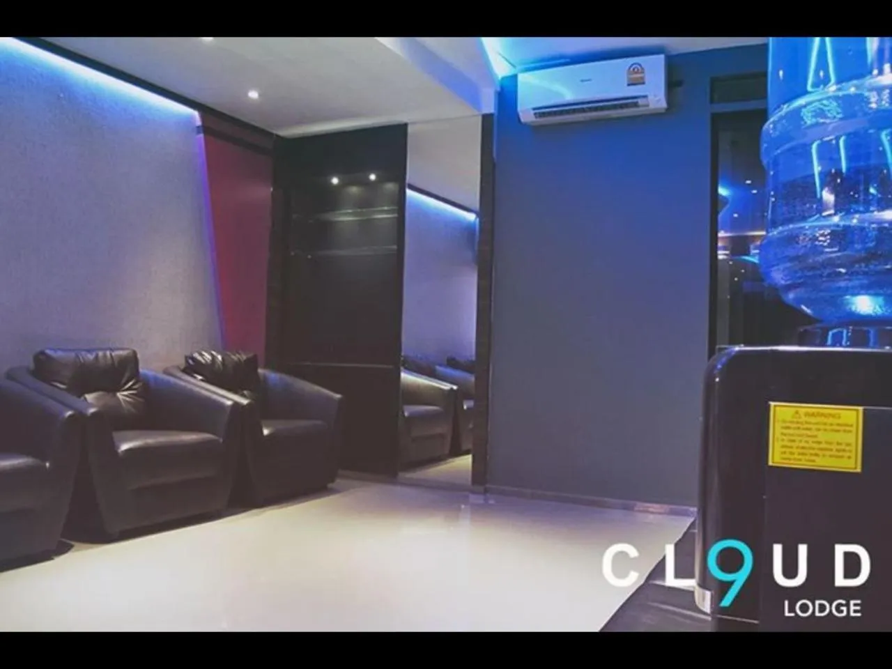 Lobby or reception in Cloud 9 Lodge