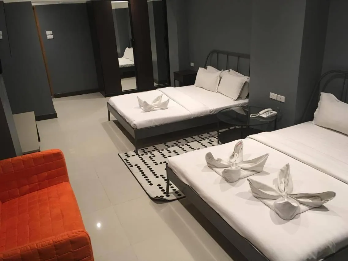 Bed in Cloud 9 Lodge