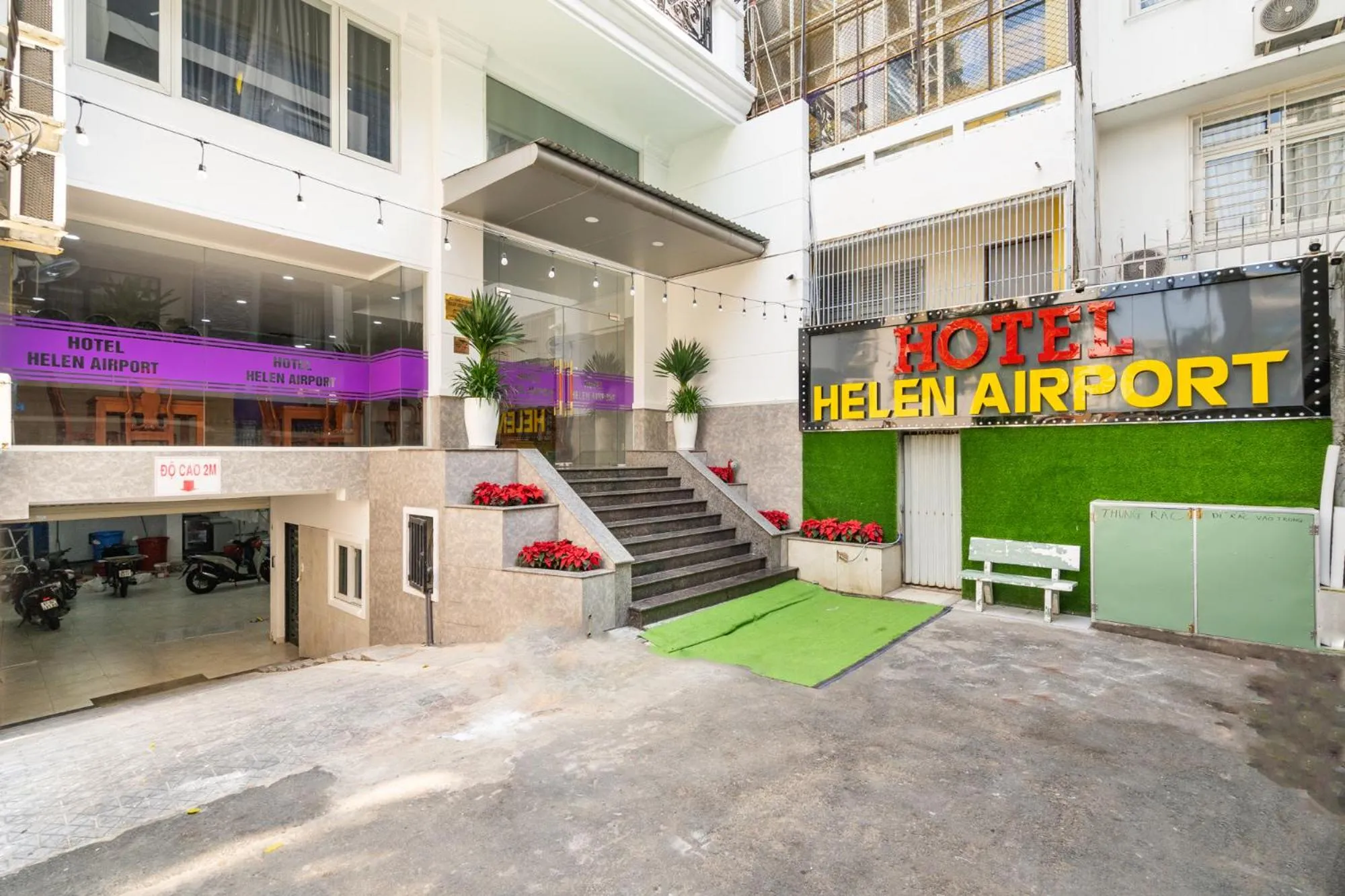 Helen Airport Hotel