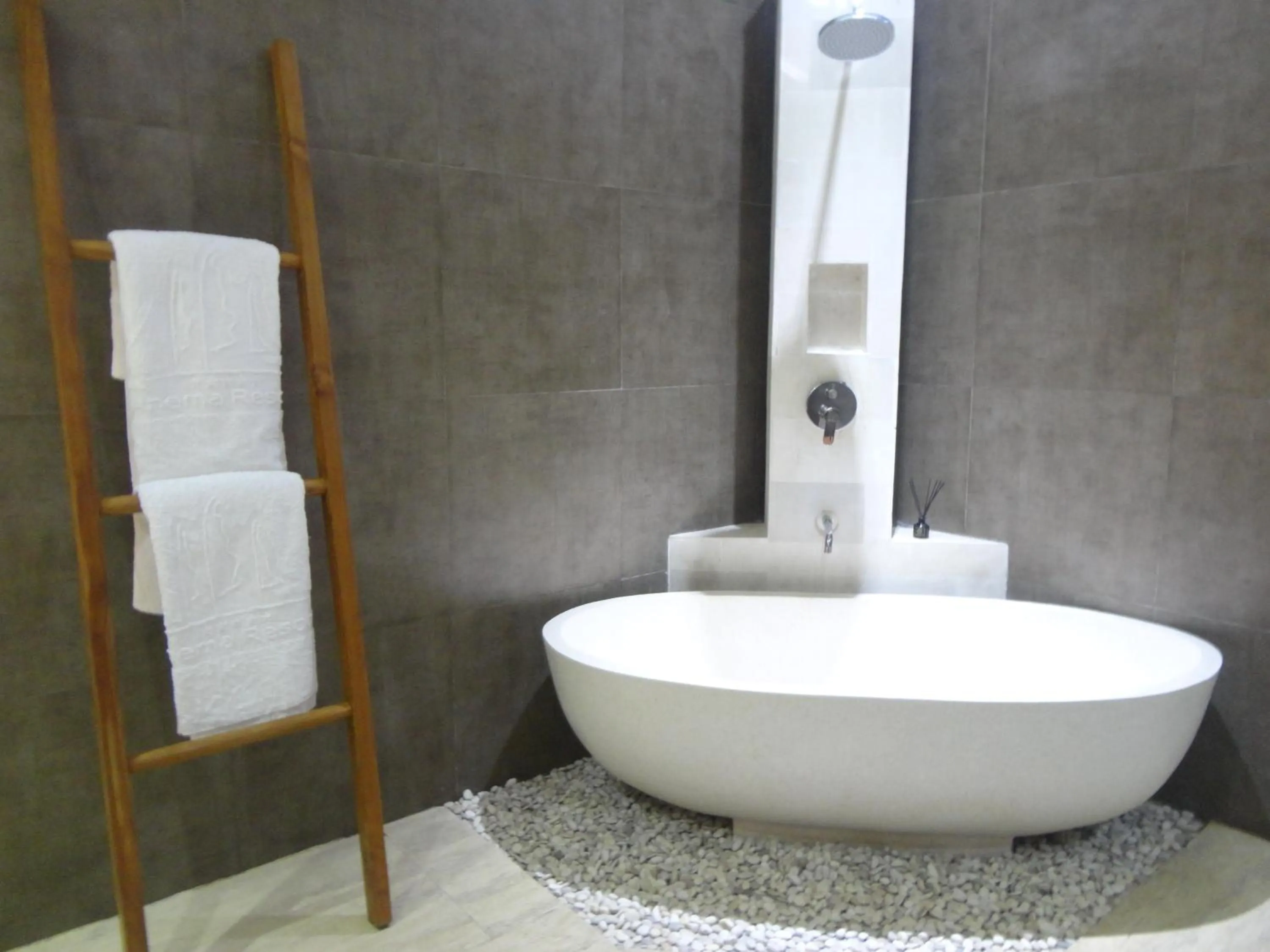 Bathroom in Anema Wellness & Resort Gili Lombok - Diving Center PADI