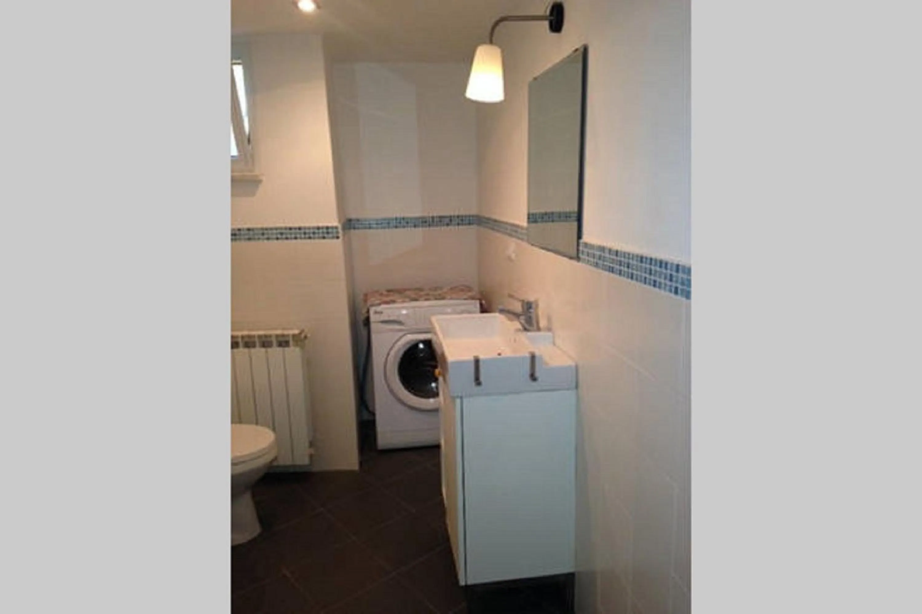 Bathroom in Varazze Apartment