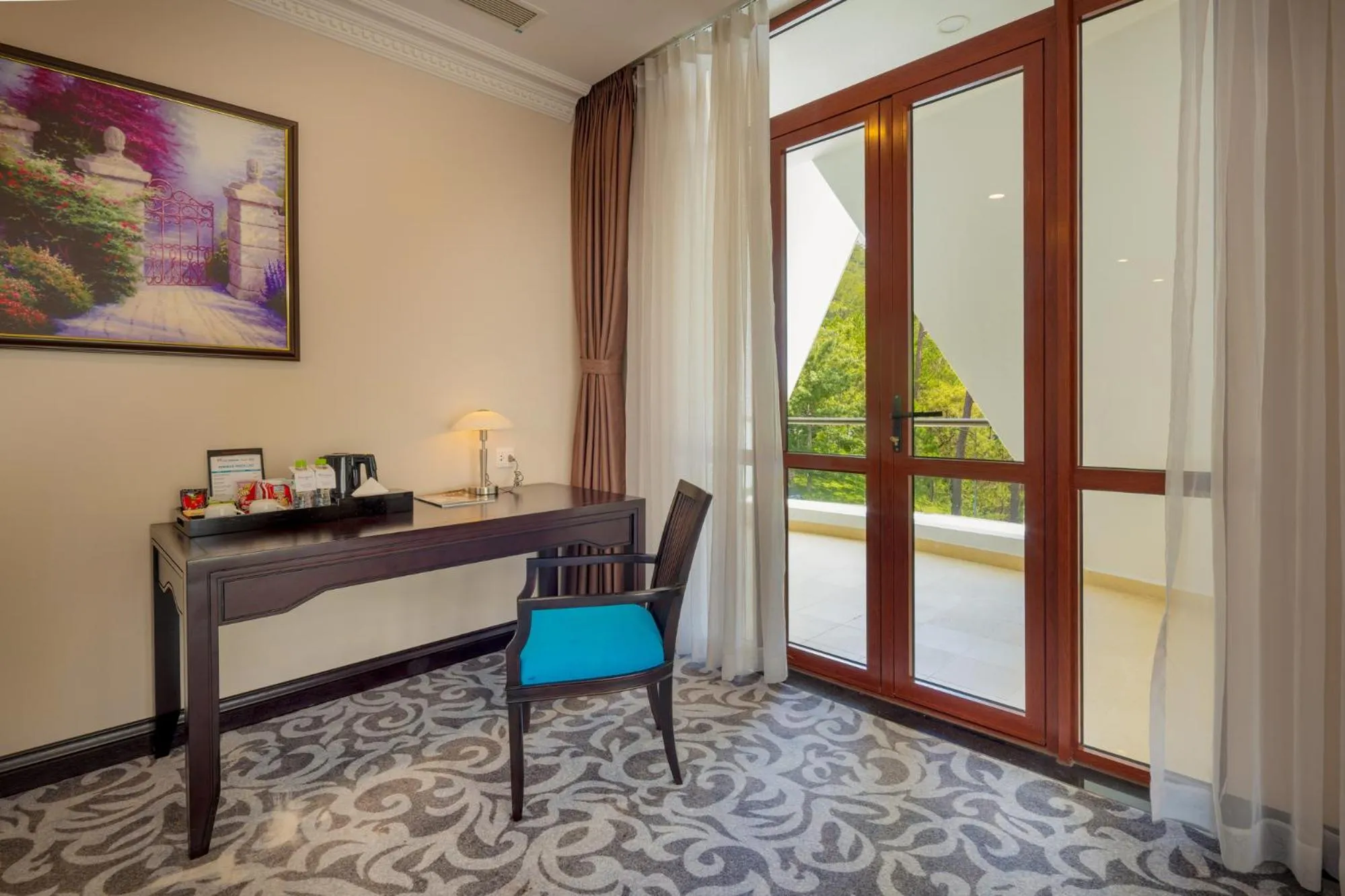 Swiss-Belresort Tuyen Lam