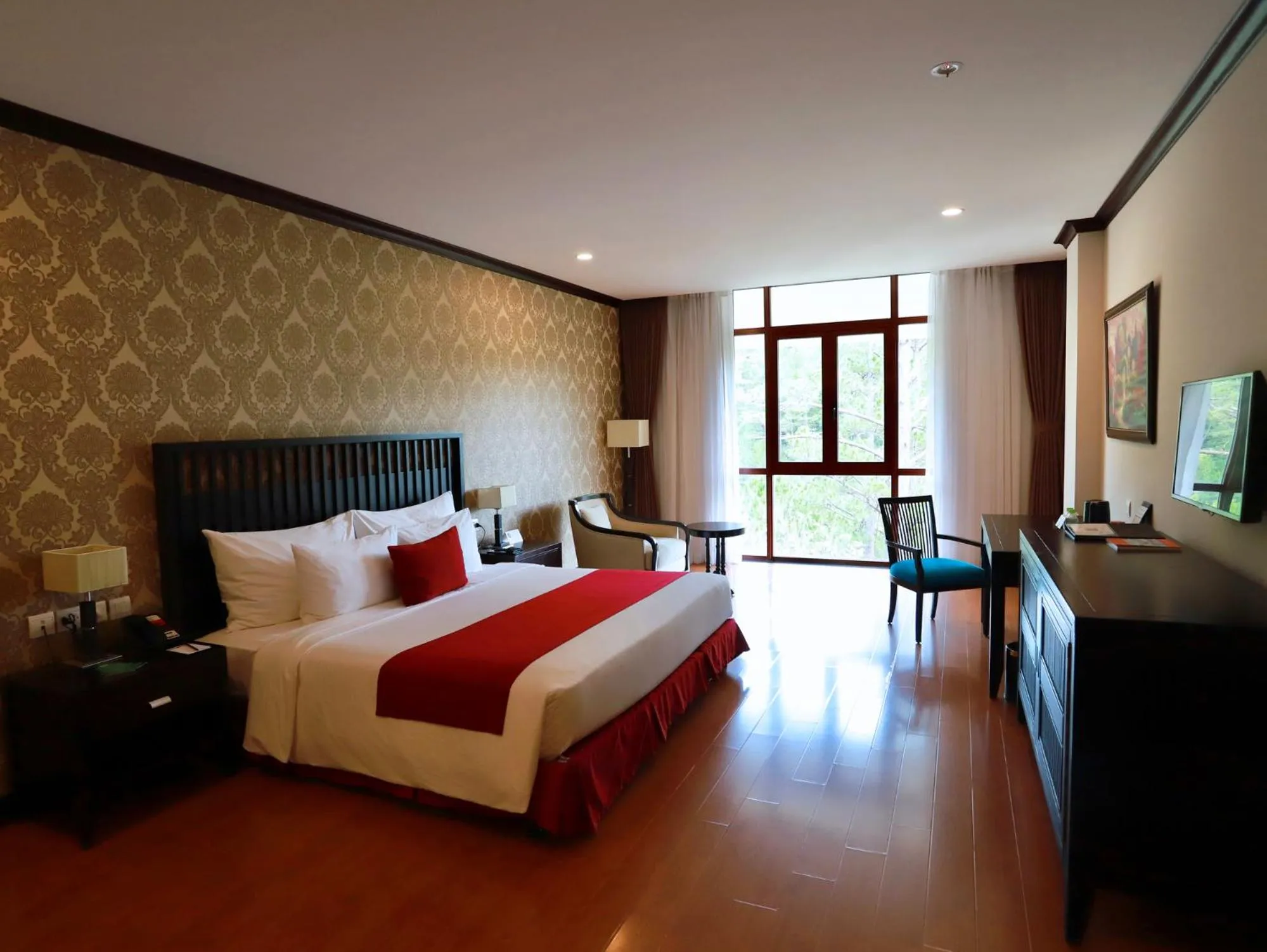 Bed in Swiss-Belresort Tuyen Lam