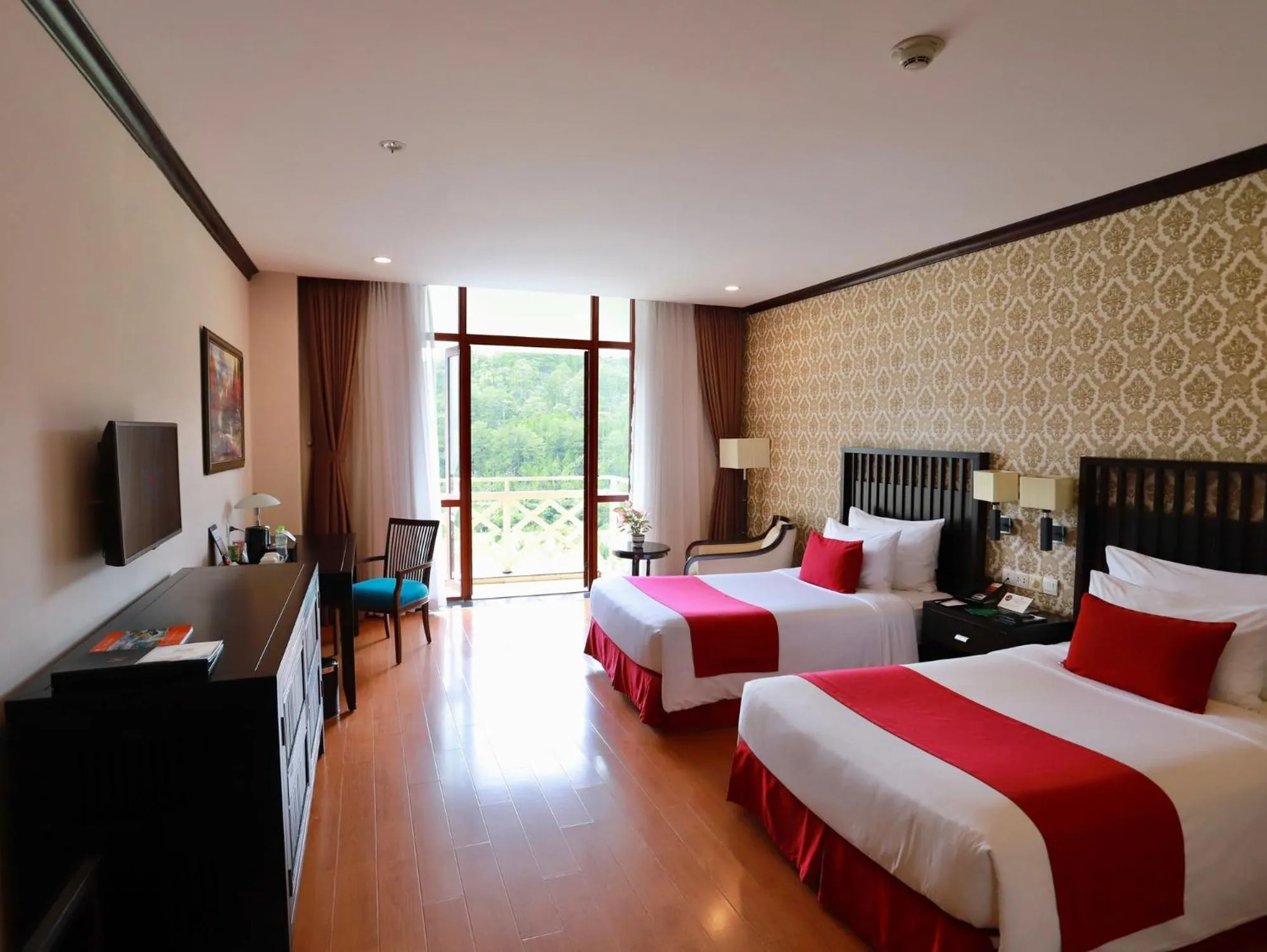 Bed in Swiss-Belresort Tuyen Lam