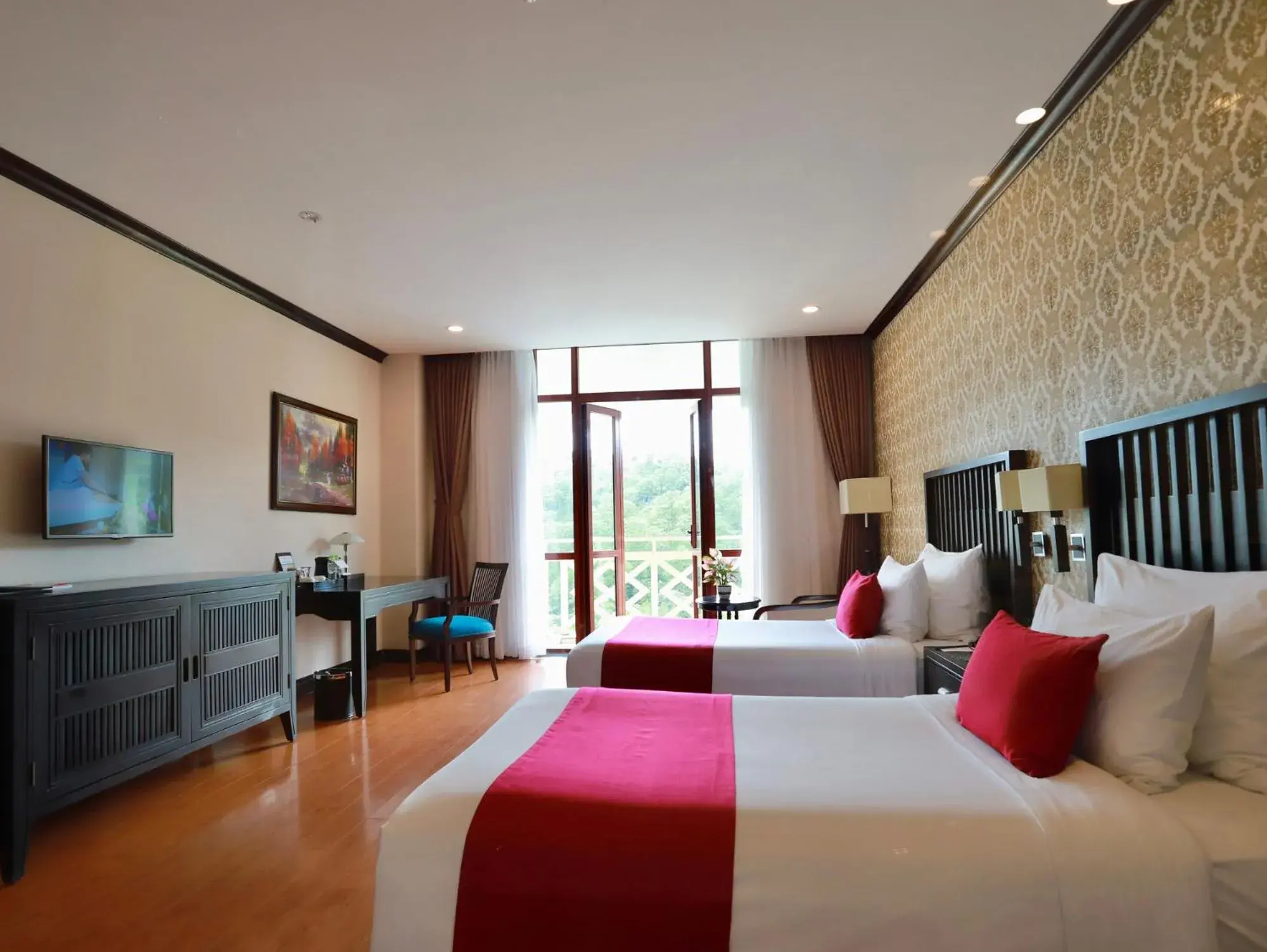 Bed in Swiss-Belresort Tuyen Lam Bed in Swiss-Belresort Tuyen Lam