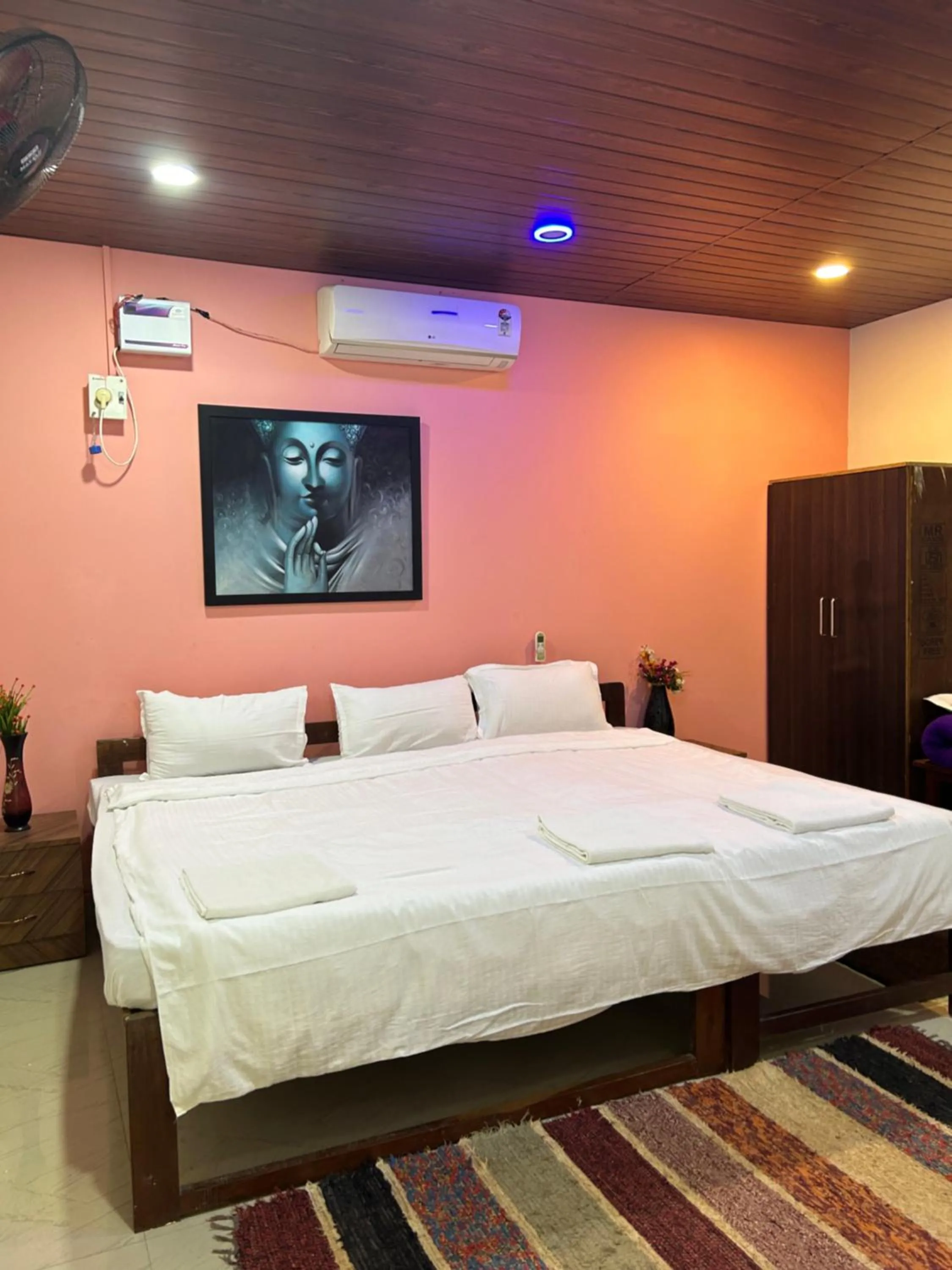 Shiva Cottages