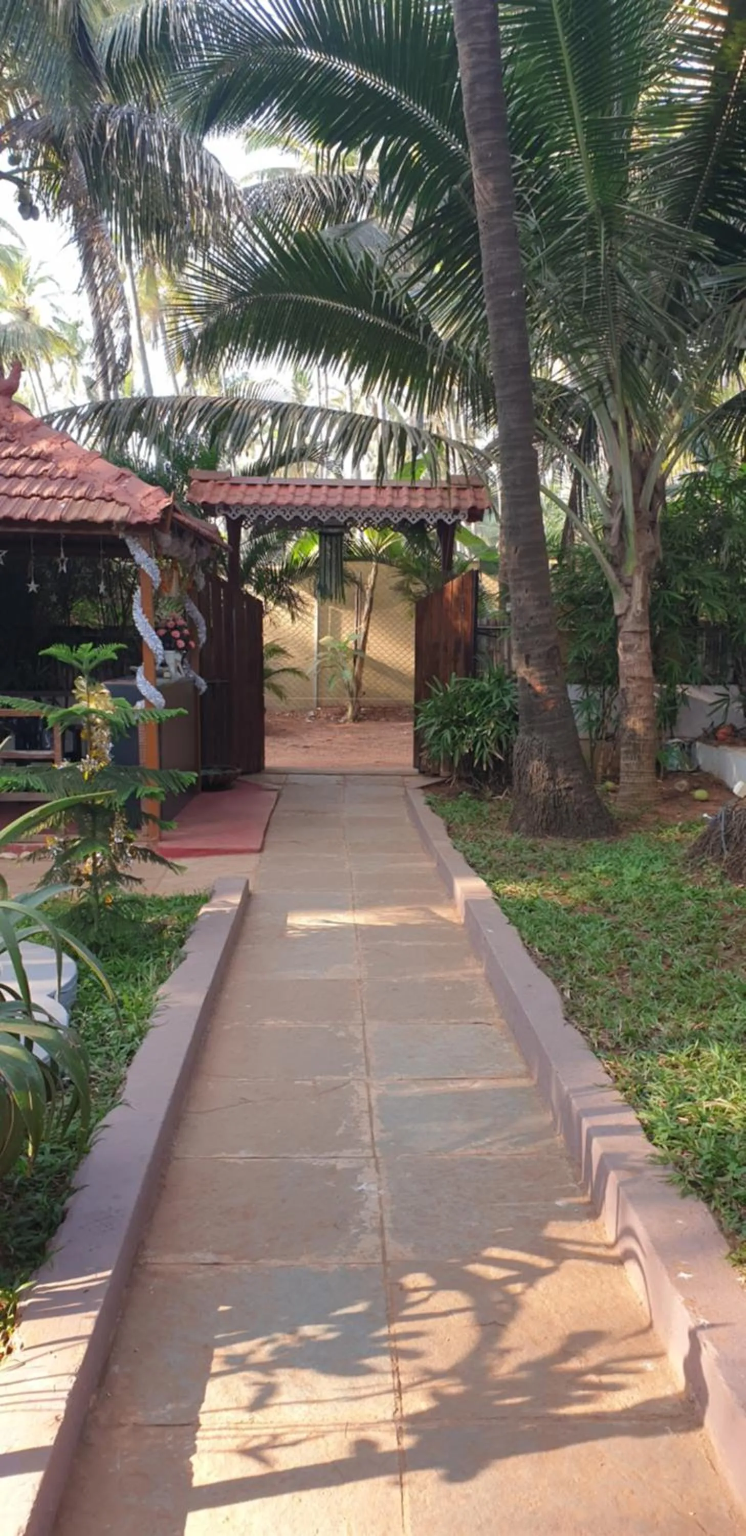 Shiva Cottages
