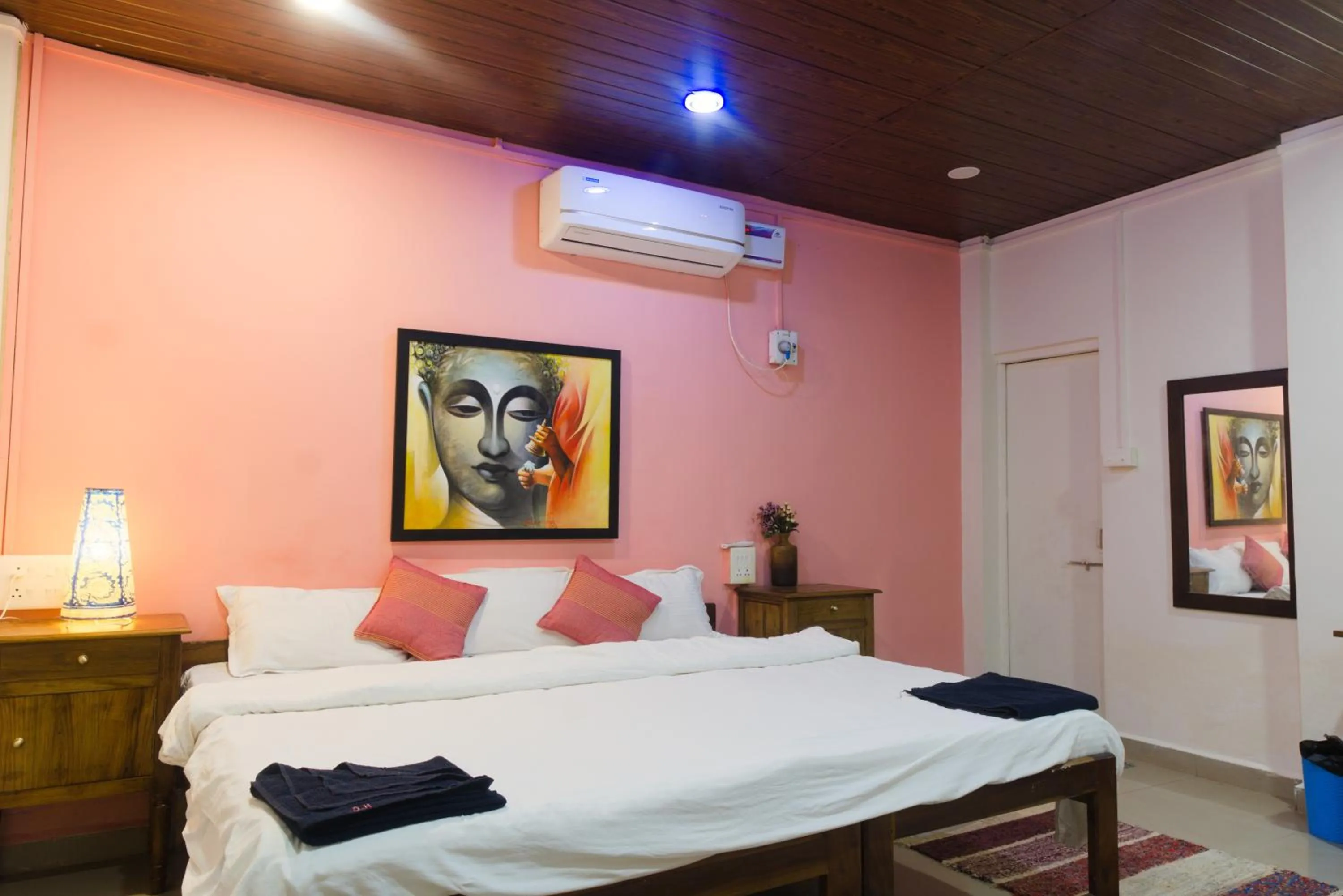 Shiva Cottages