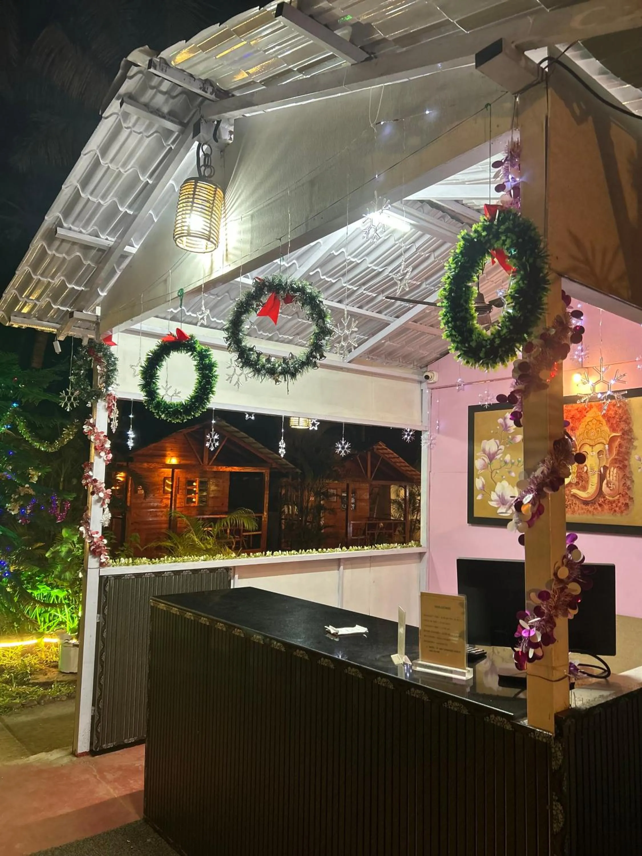 Shiva Cottages