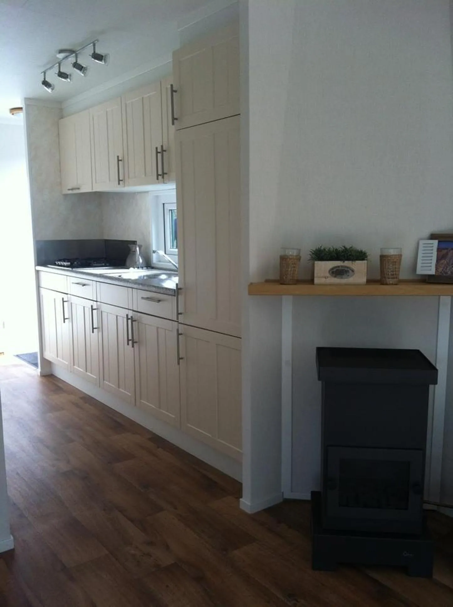 Kitchen or kitchenette in Sunnychalet
