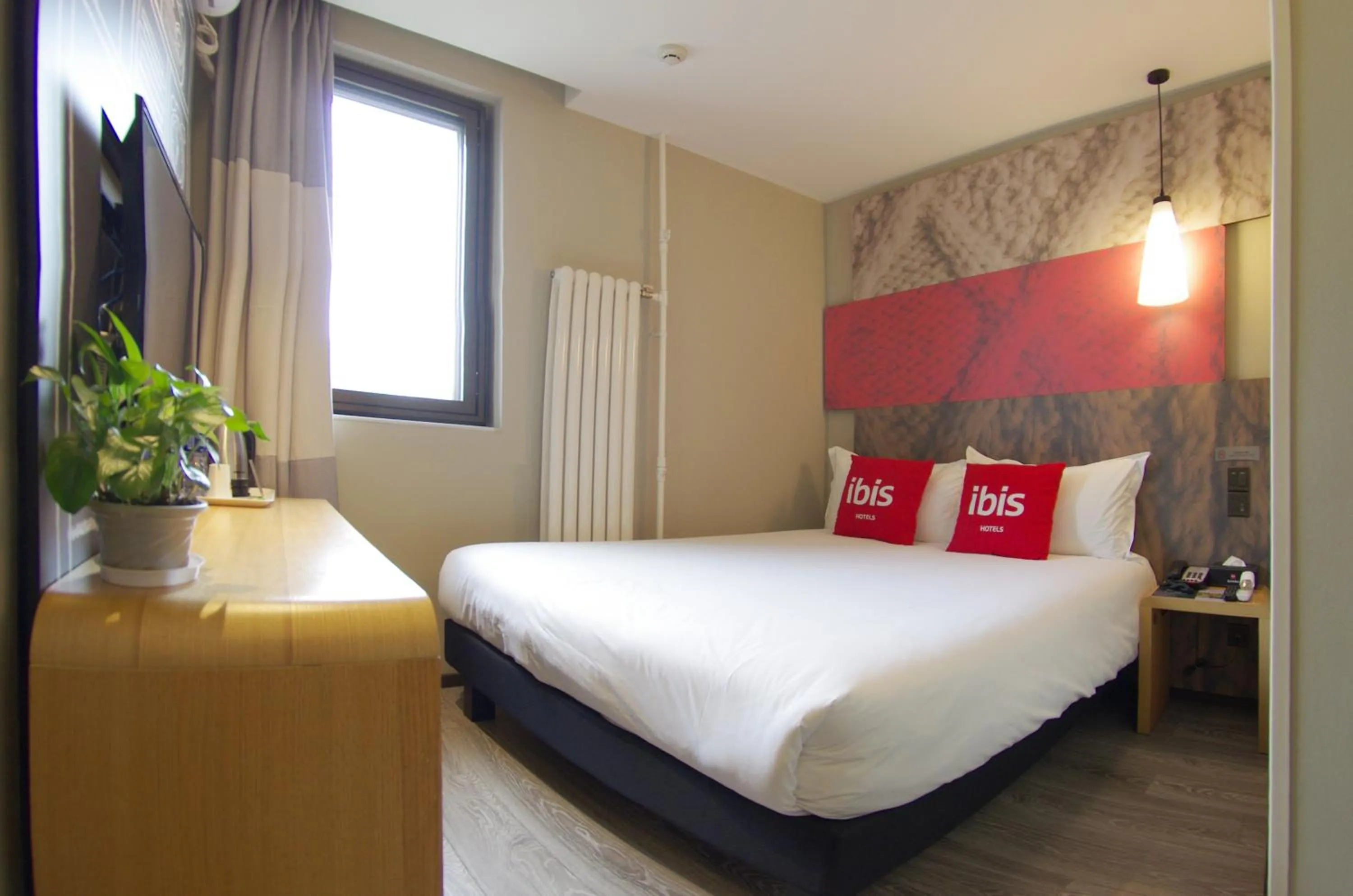 Photo of the whole room in ibis Beijing Tiantandongmen Metro Station Hotel
