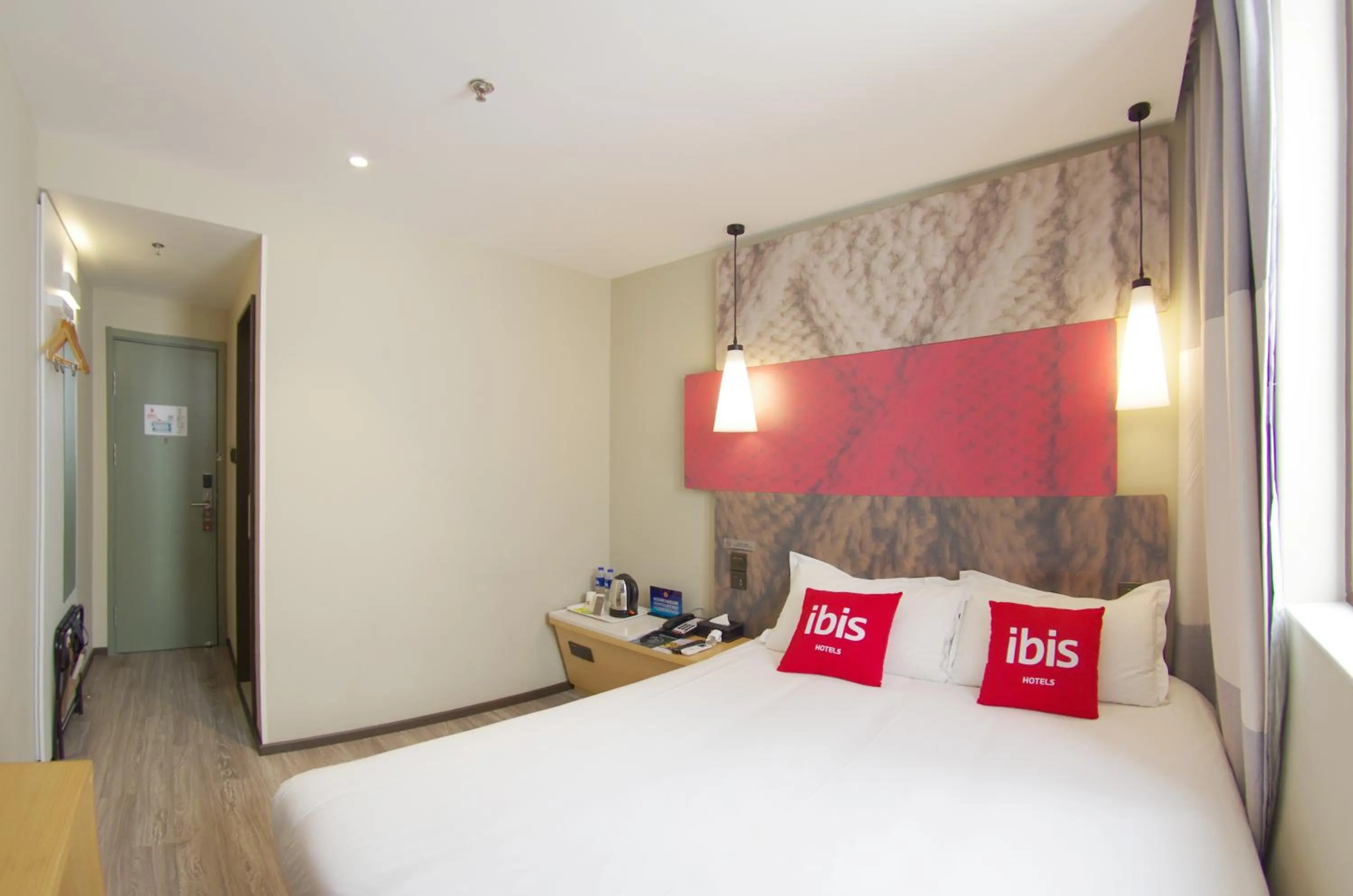 Photo of the whole room in ibis Beijing Tiantandongmen Metro Station Hotel