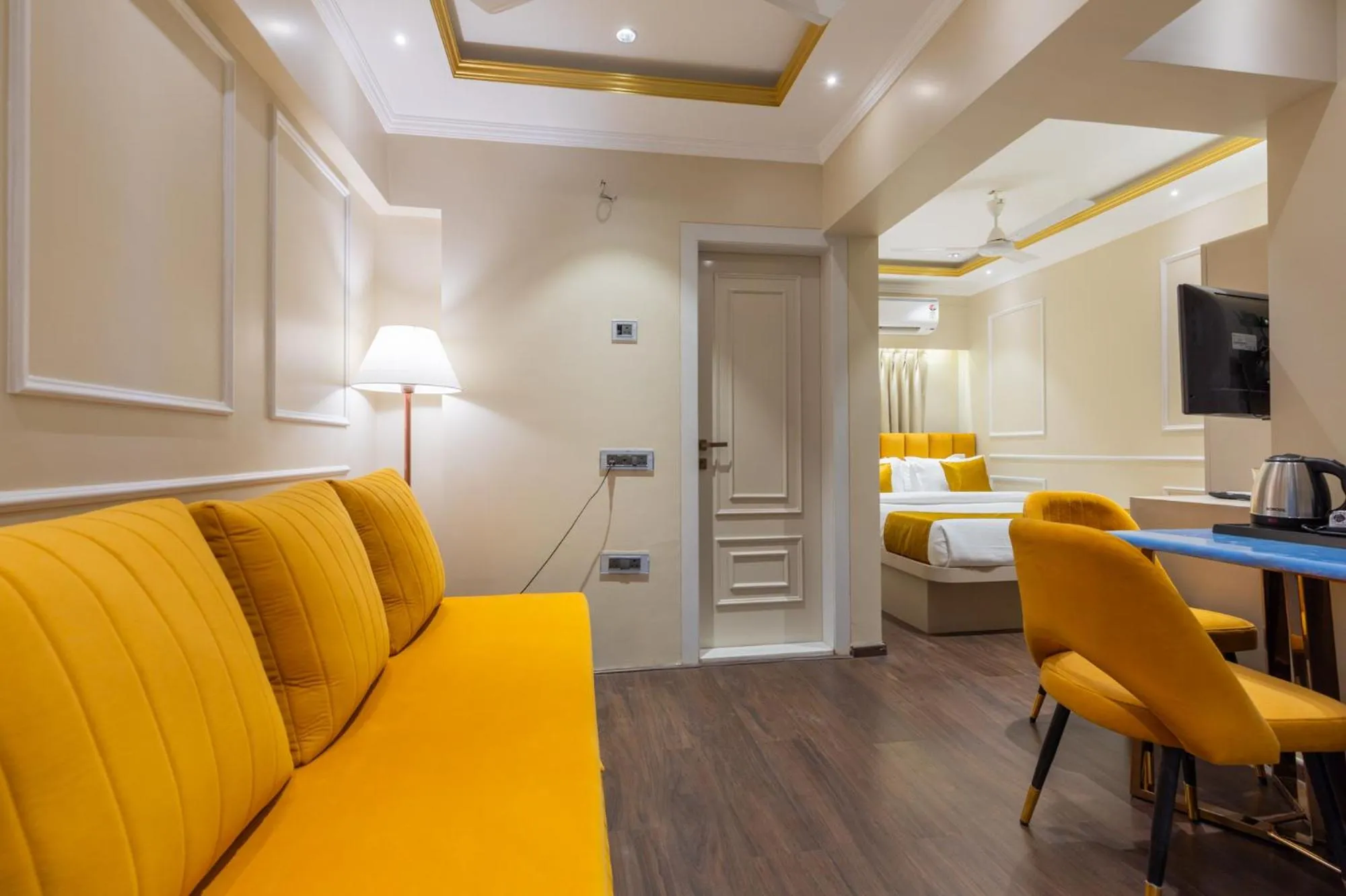 Suite Apartment - single occupancy in Home2 Residency, Mumbai Airport