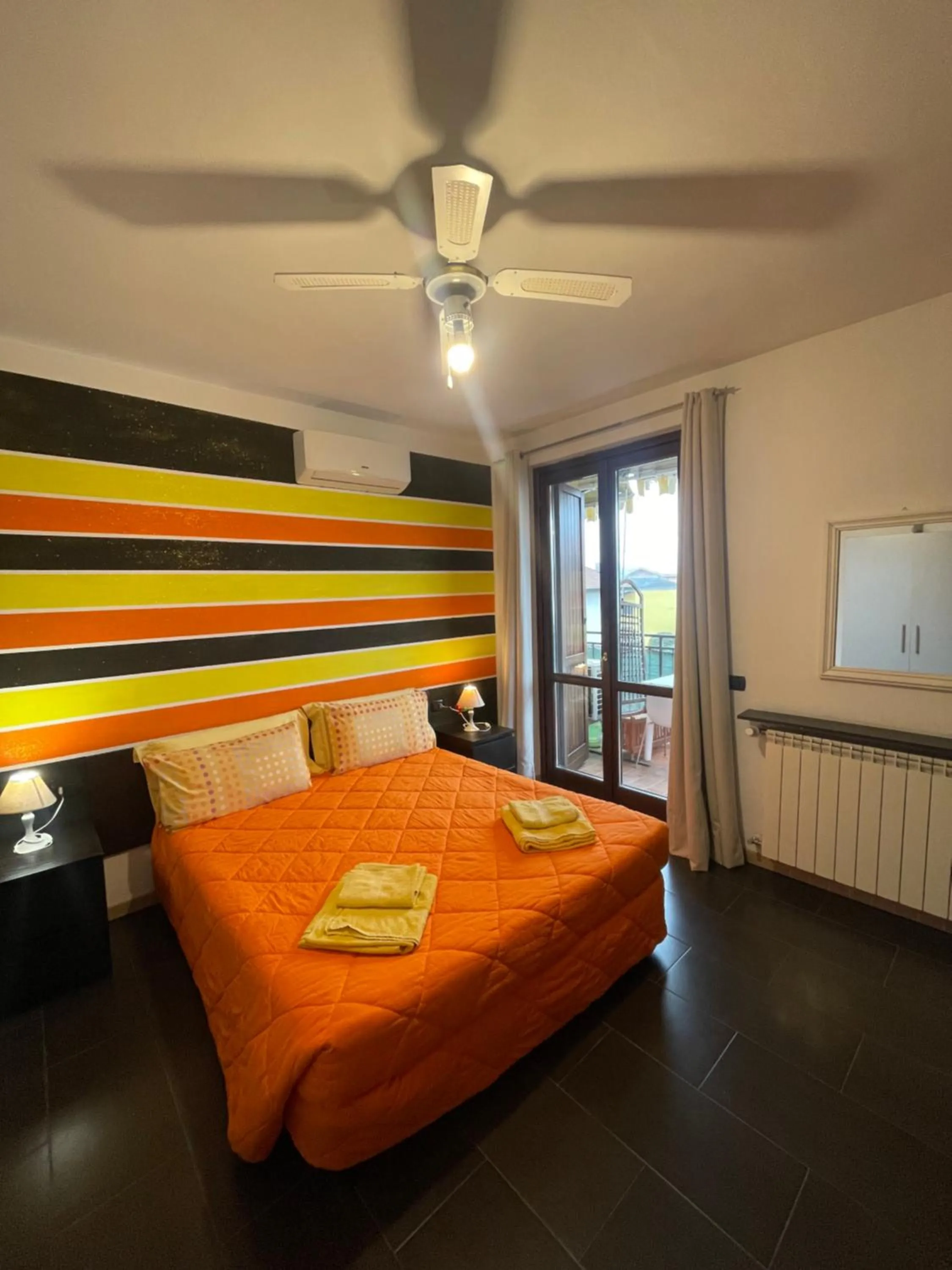 Bed in Homely - Malpensa & Fiere Milano