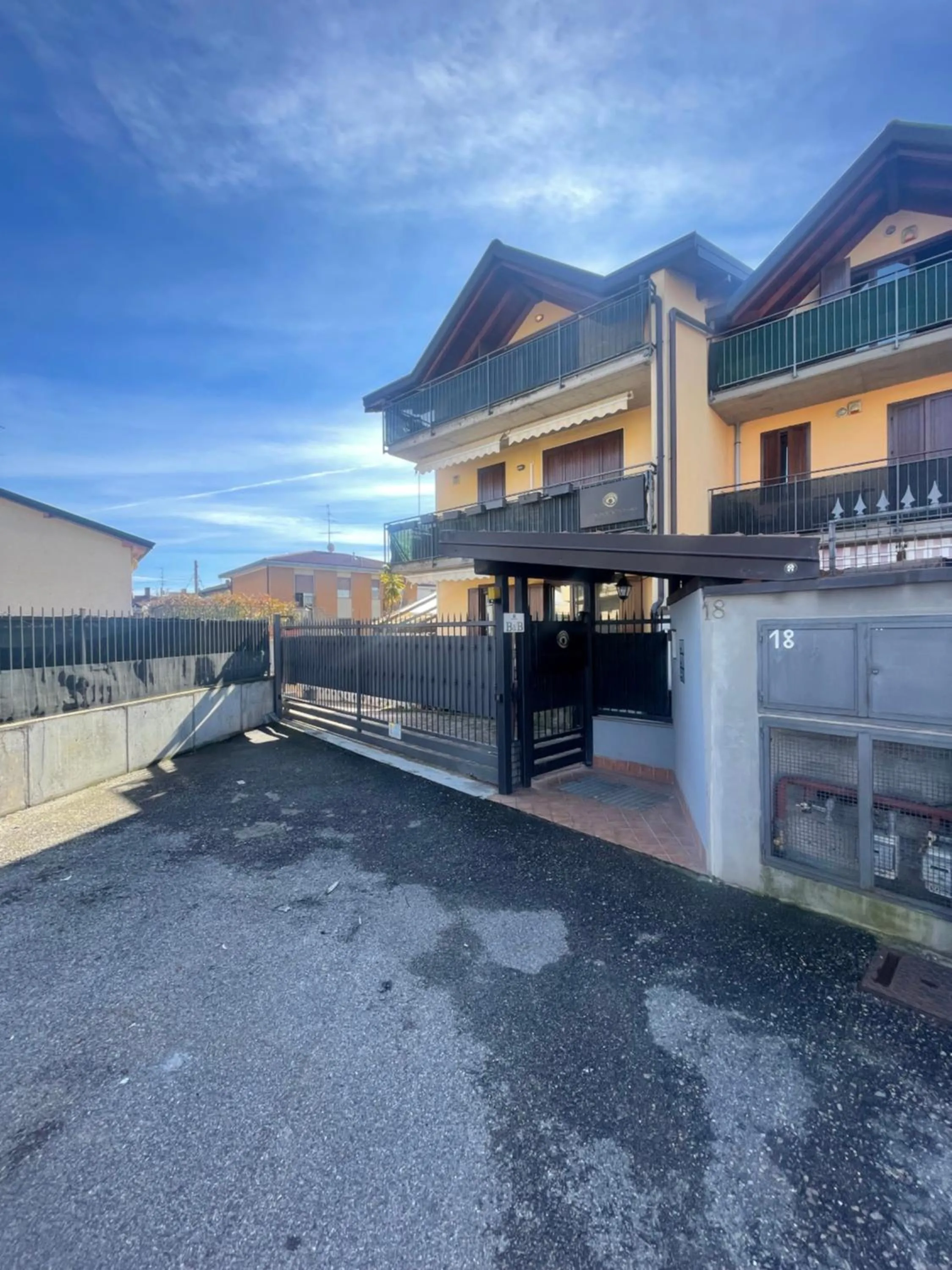 Property building in Homely - Malpensa & Fiere Milano