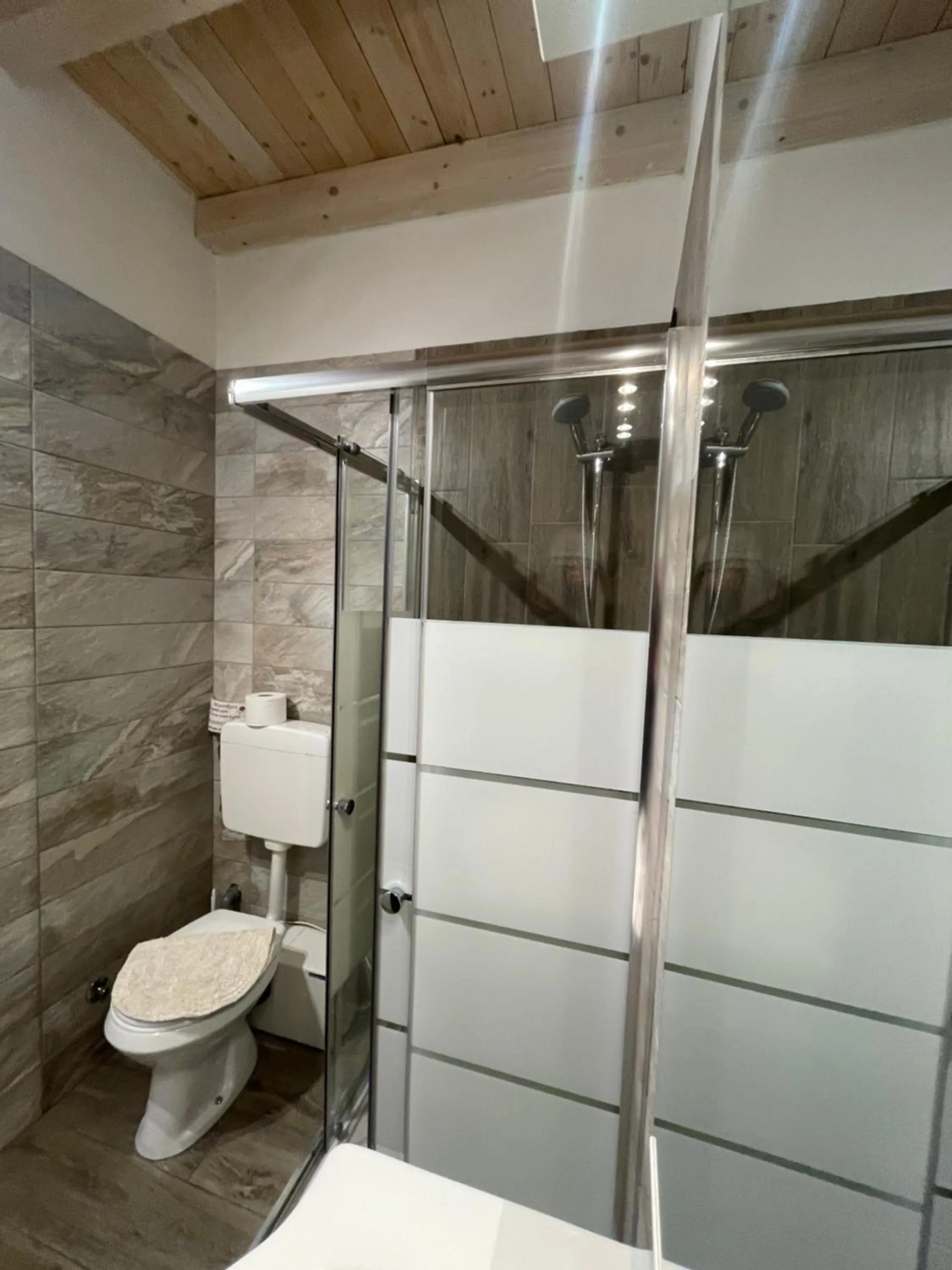 Shower in Homely - Malpensa & Fiere Milano