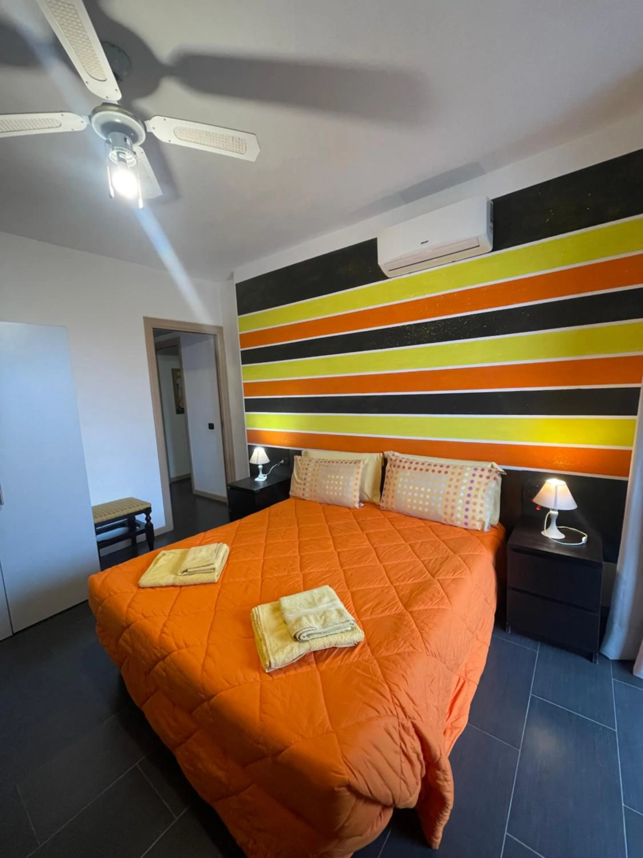 Bed in Homely - Malpensa & Fiere Milano