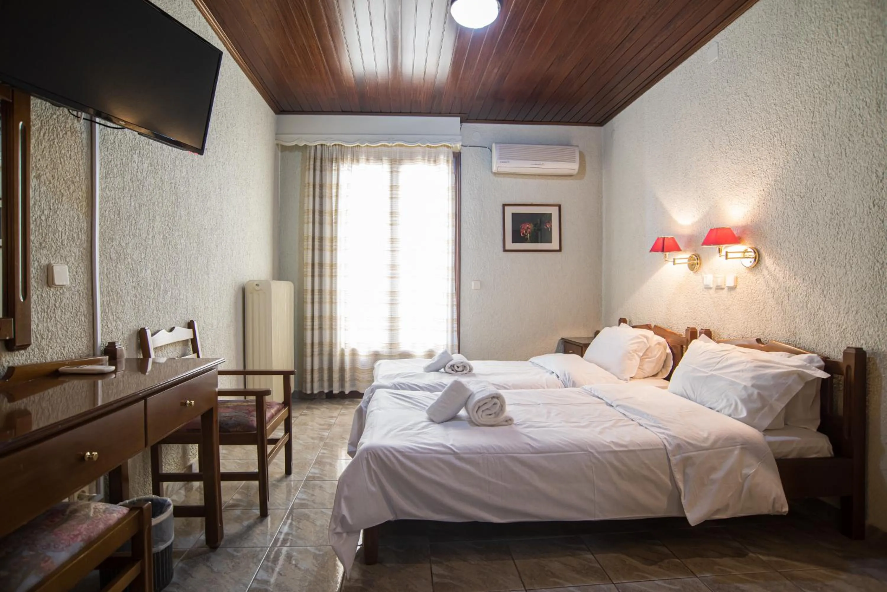 Bed in Hotel Villa Apollonia Delphi