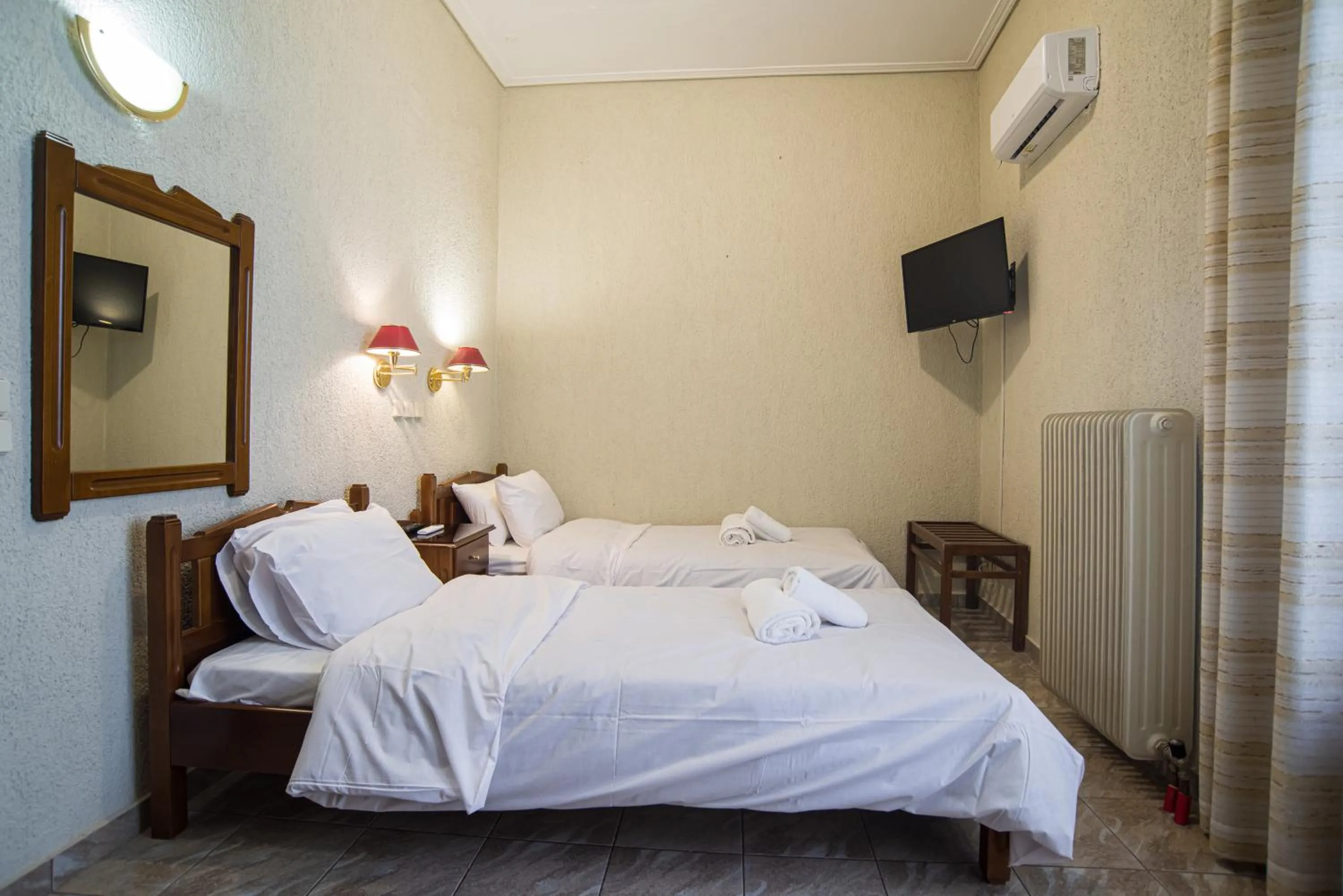 Bedroom, Bed in Hotel Villa Apollonia Delphi