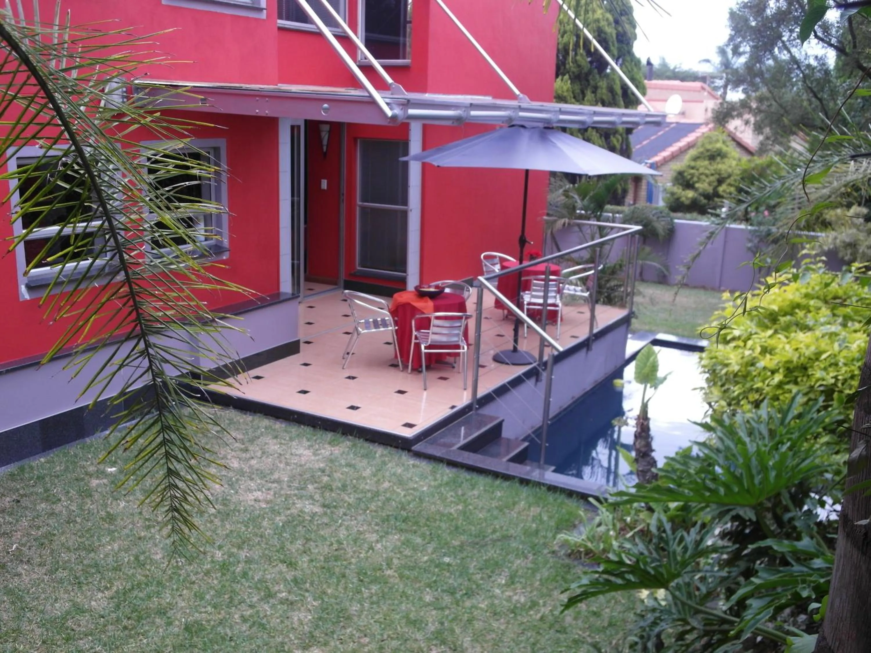 Red Square Home