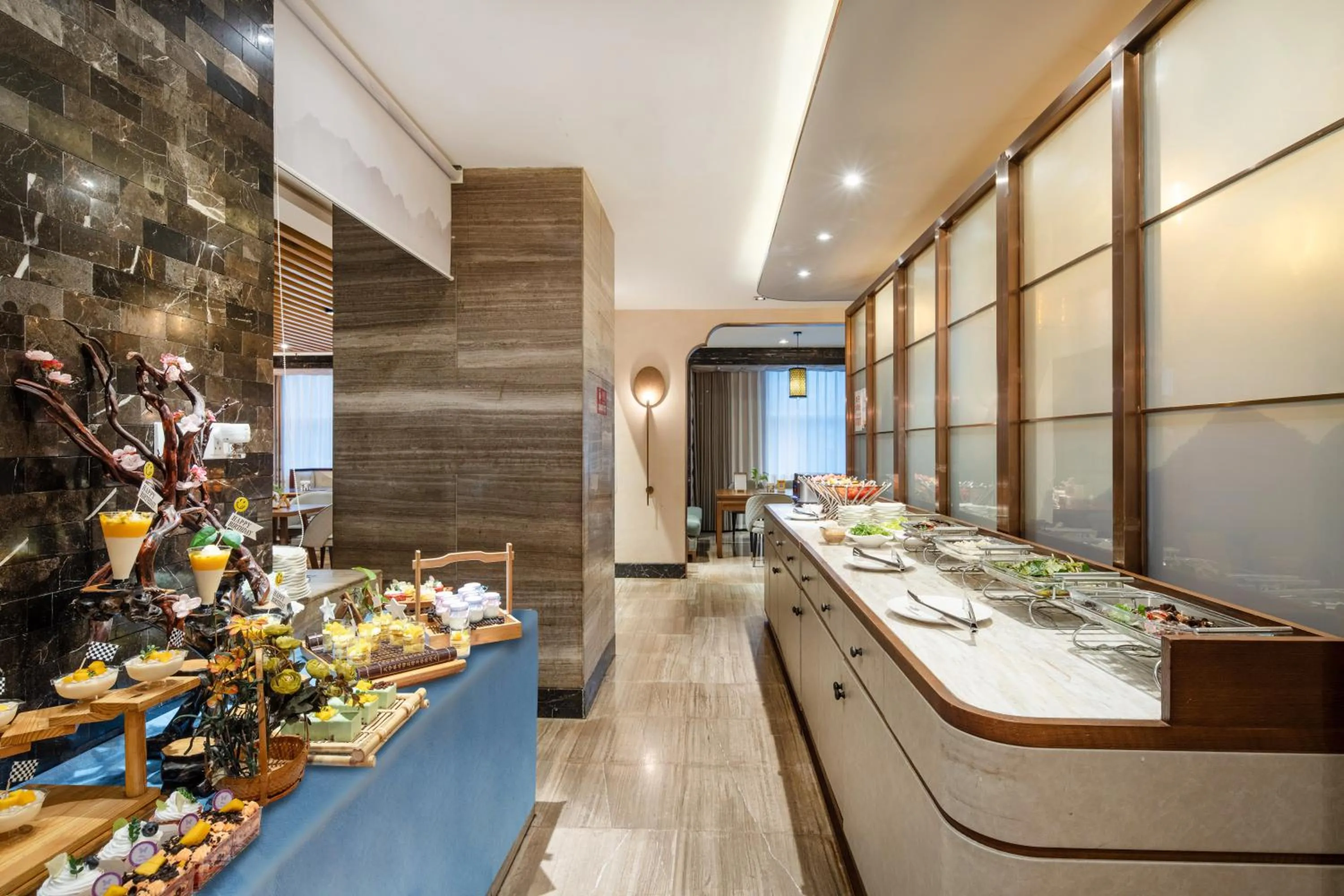 Deyang Celebrity Hotel