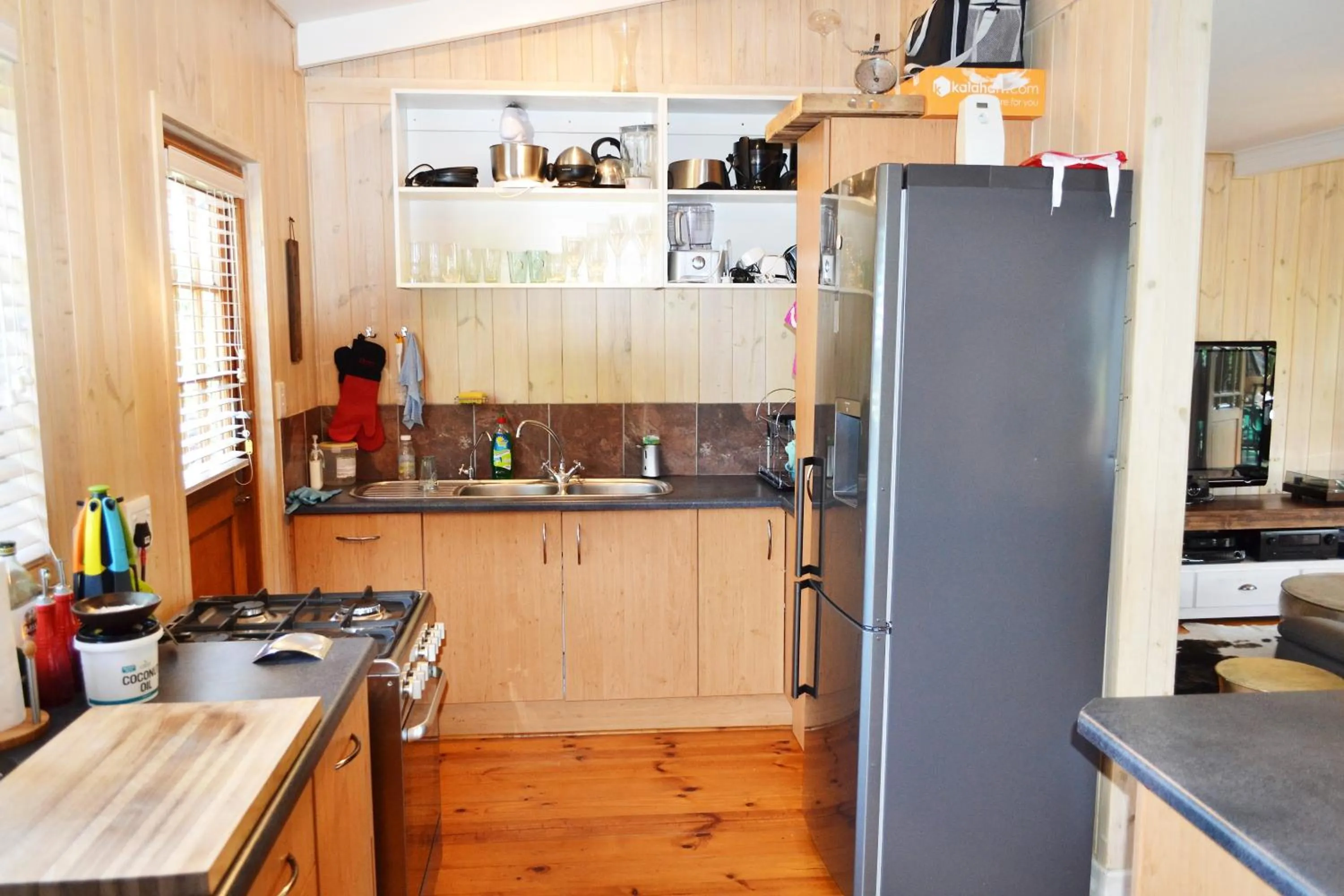 Kitchen or kitchenette in Forest Edge