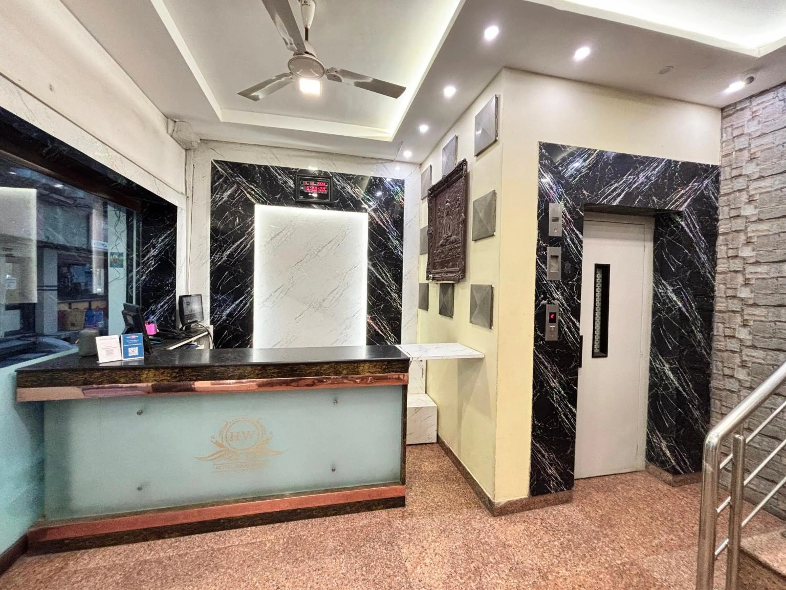 Lobby or reception in Hotel Wardhman