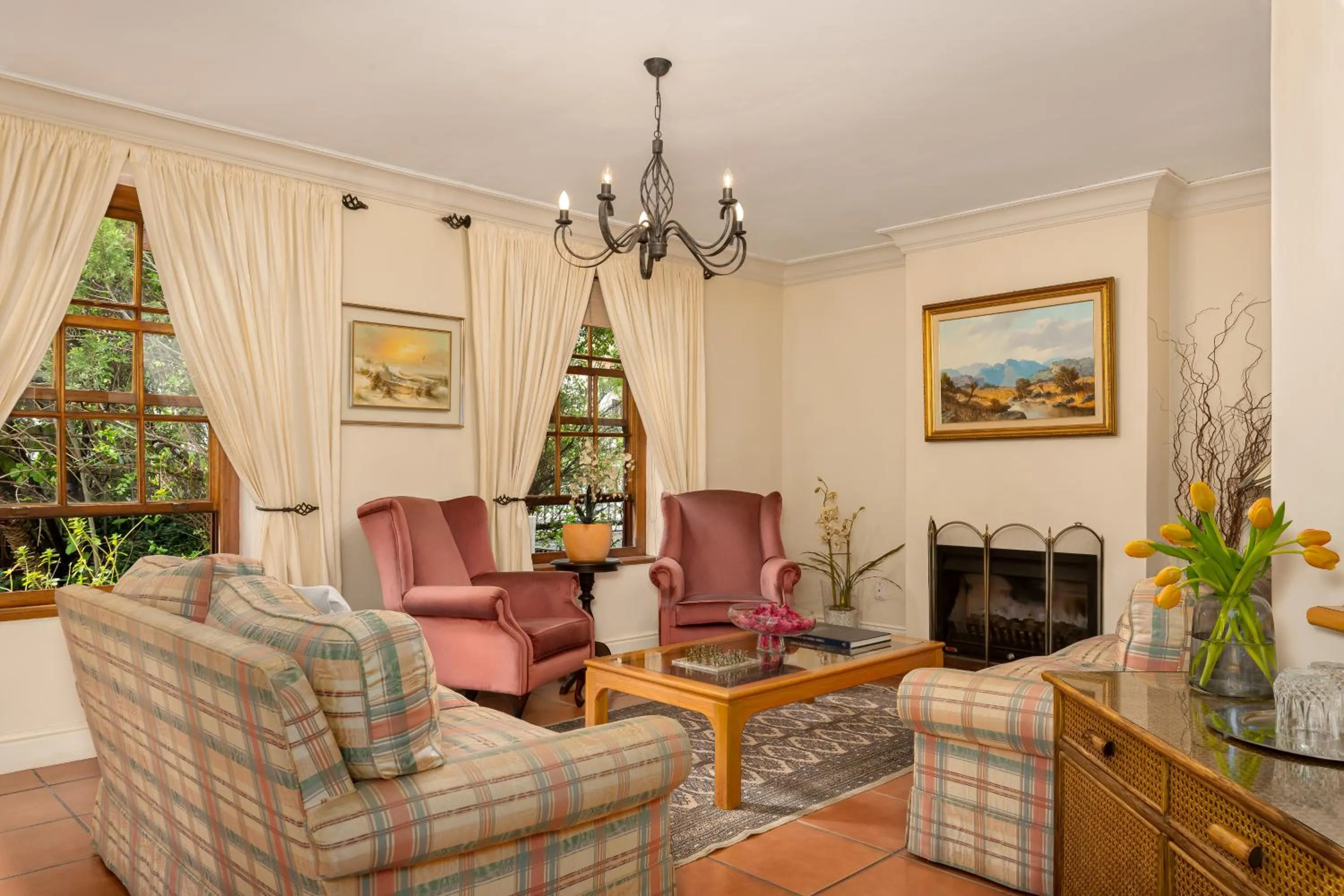 Communal lounge/ TV room in Gable Manor by Neighbourgood