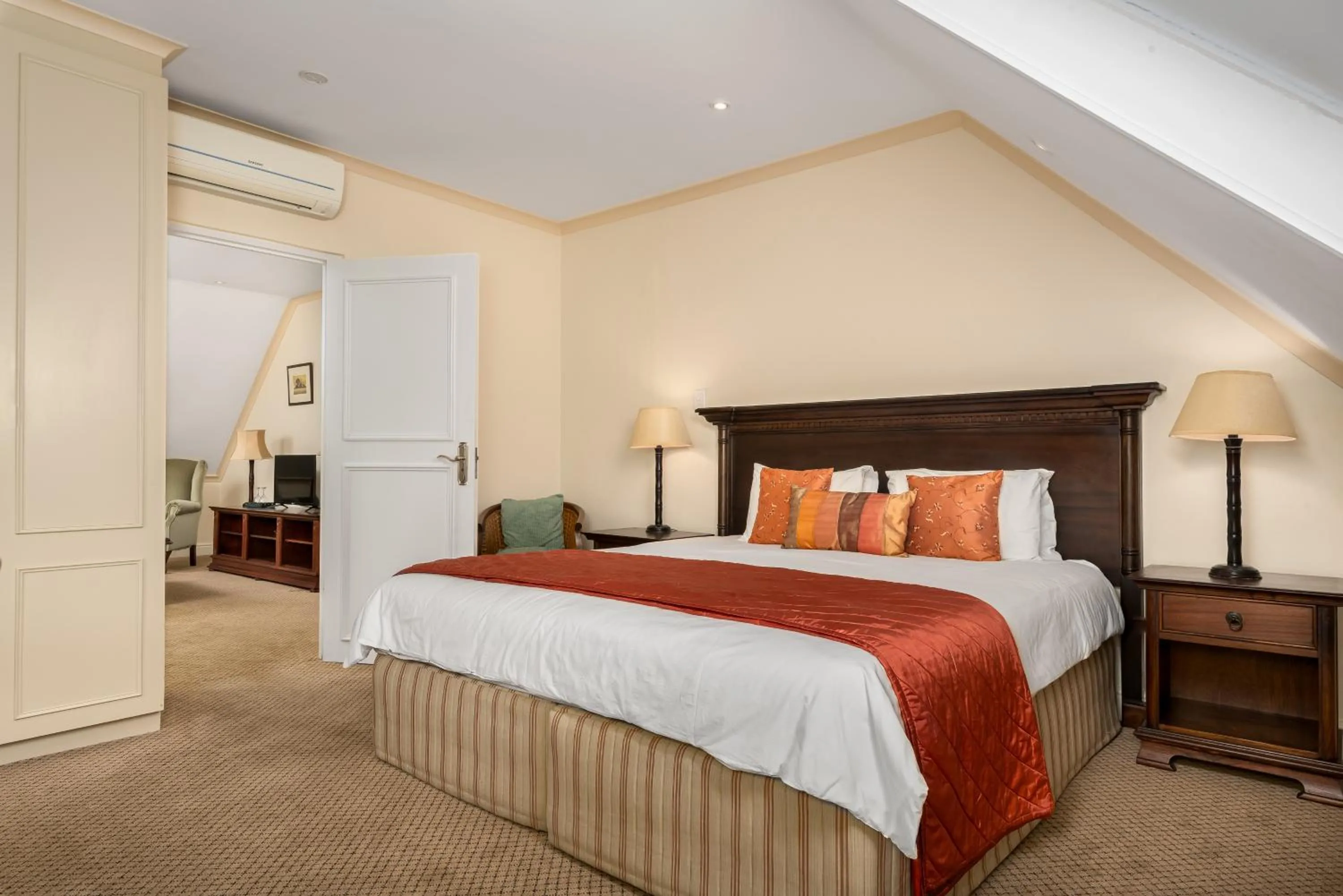 Bed in Gable Manor by Neighbourgood