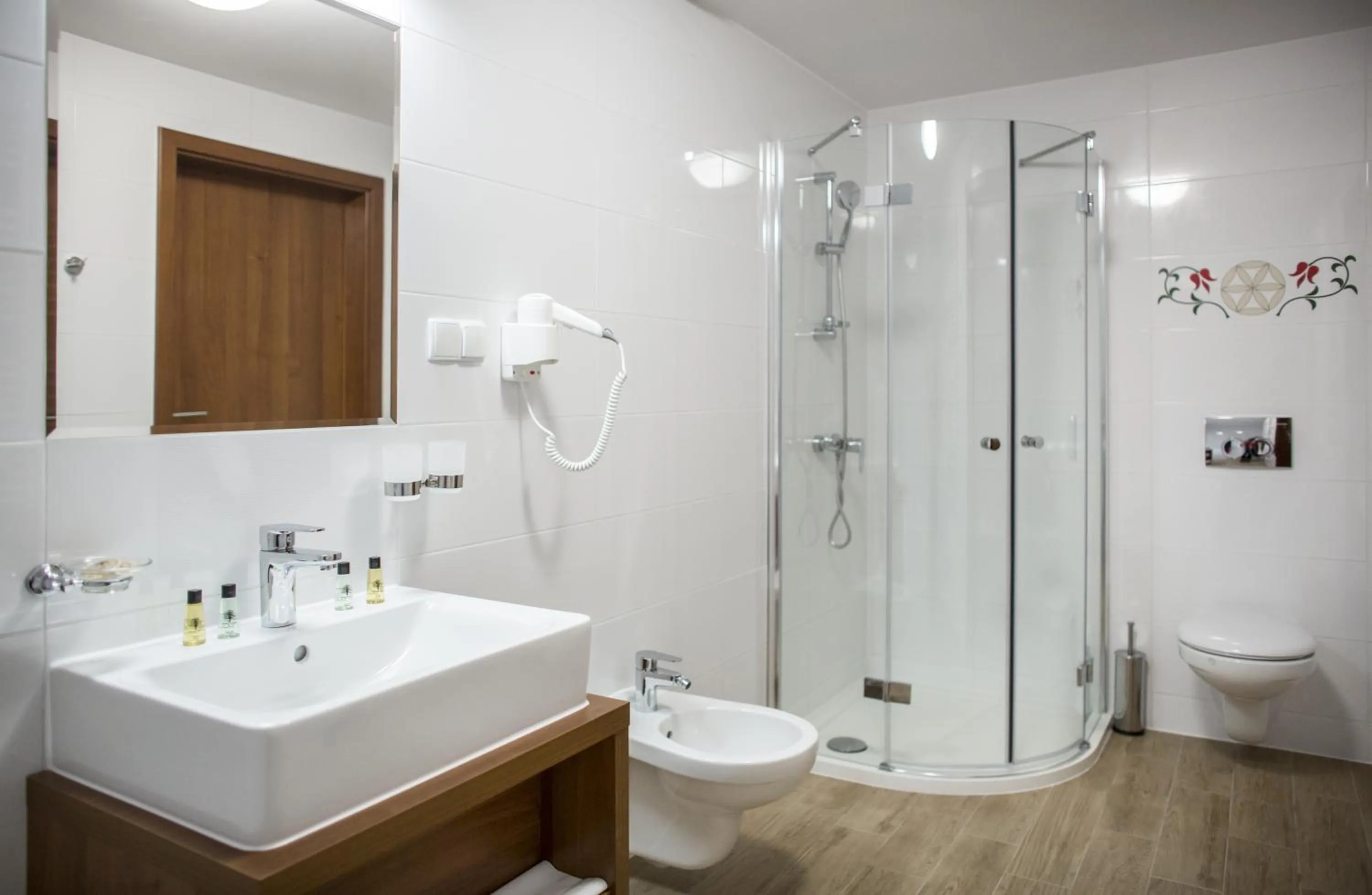 Bathroom in Hotel Logos