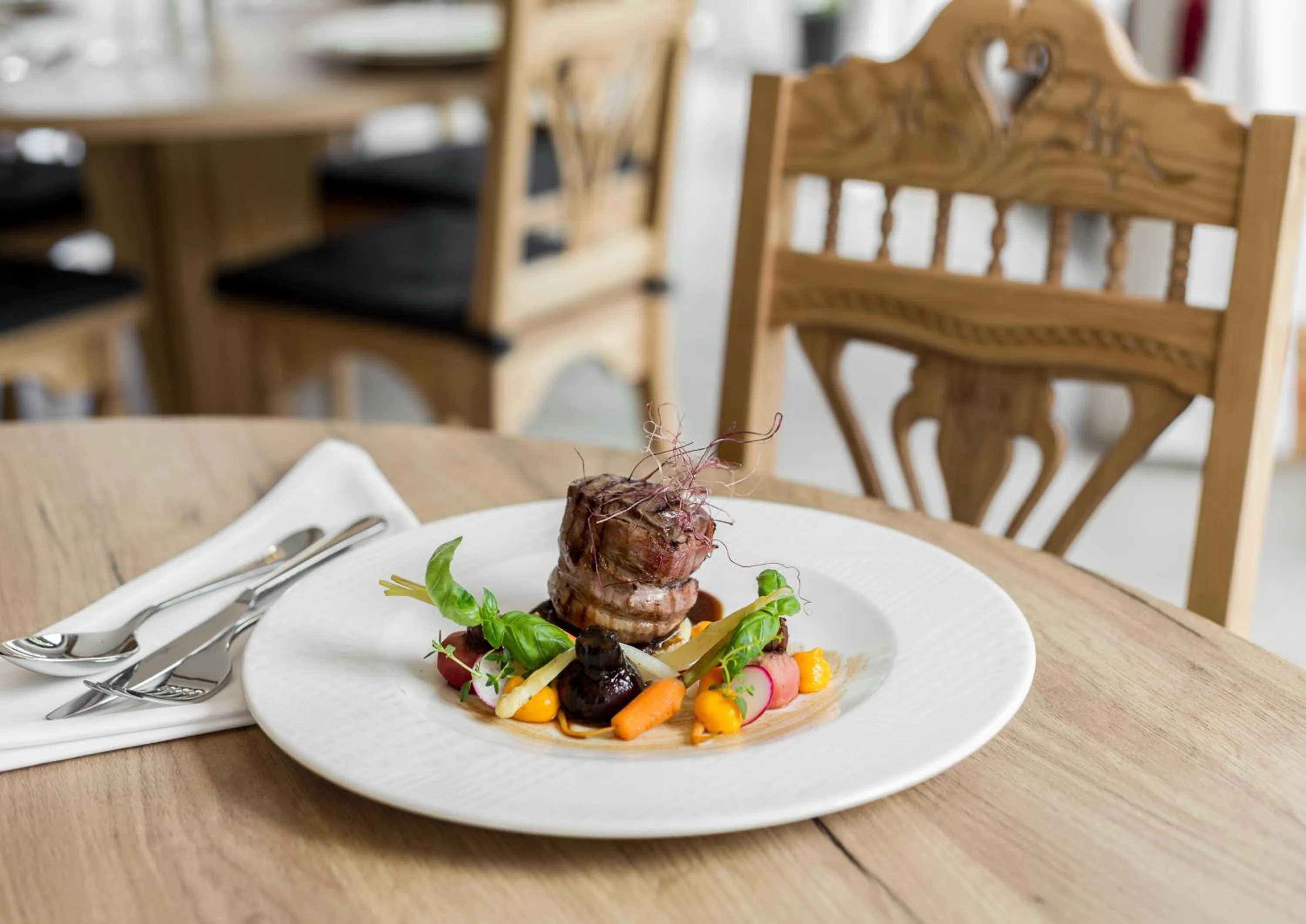 Meals in Hotel Logos