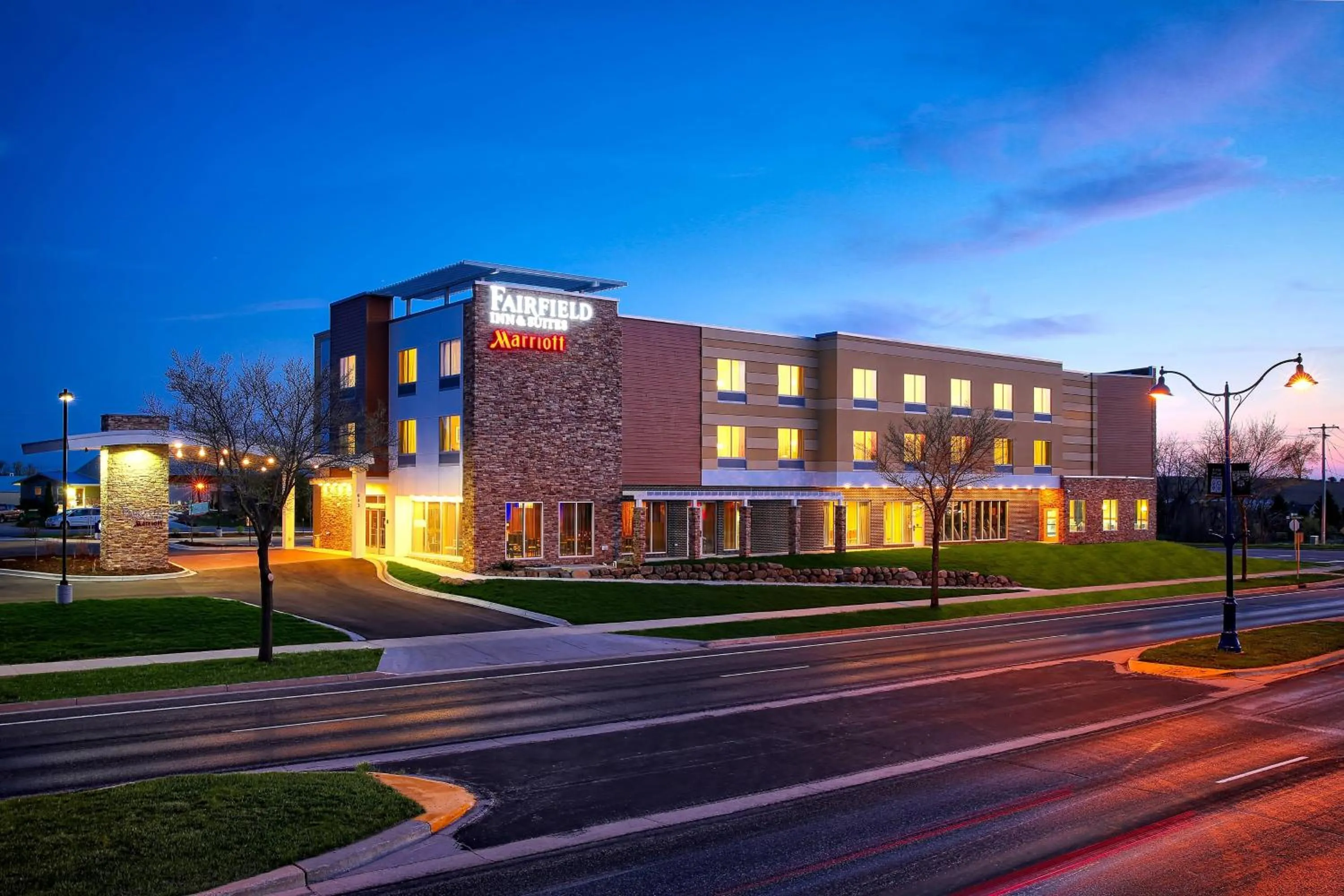 Property building in Fairfield Inn & Suites by Marriott Madison Verona