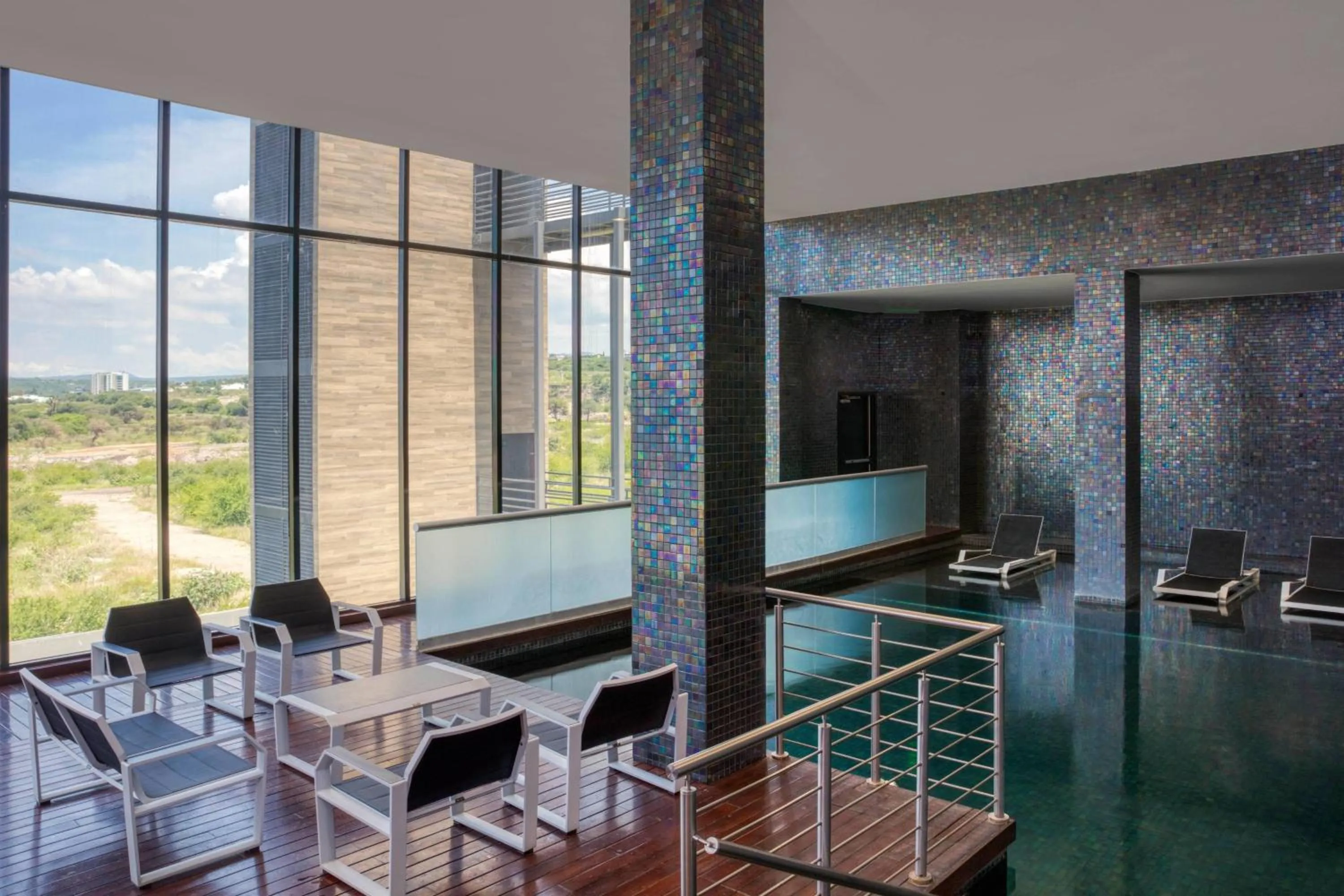 Swimming pool in AC Hotel Queretaro Antea