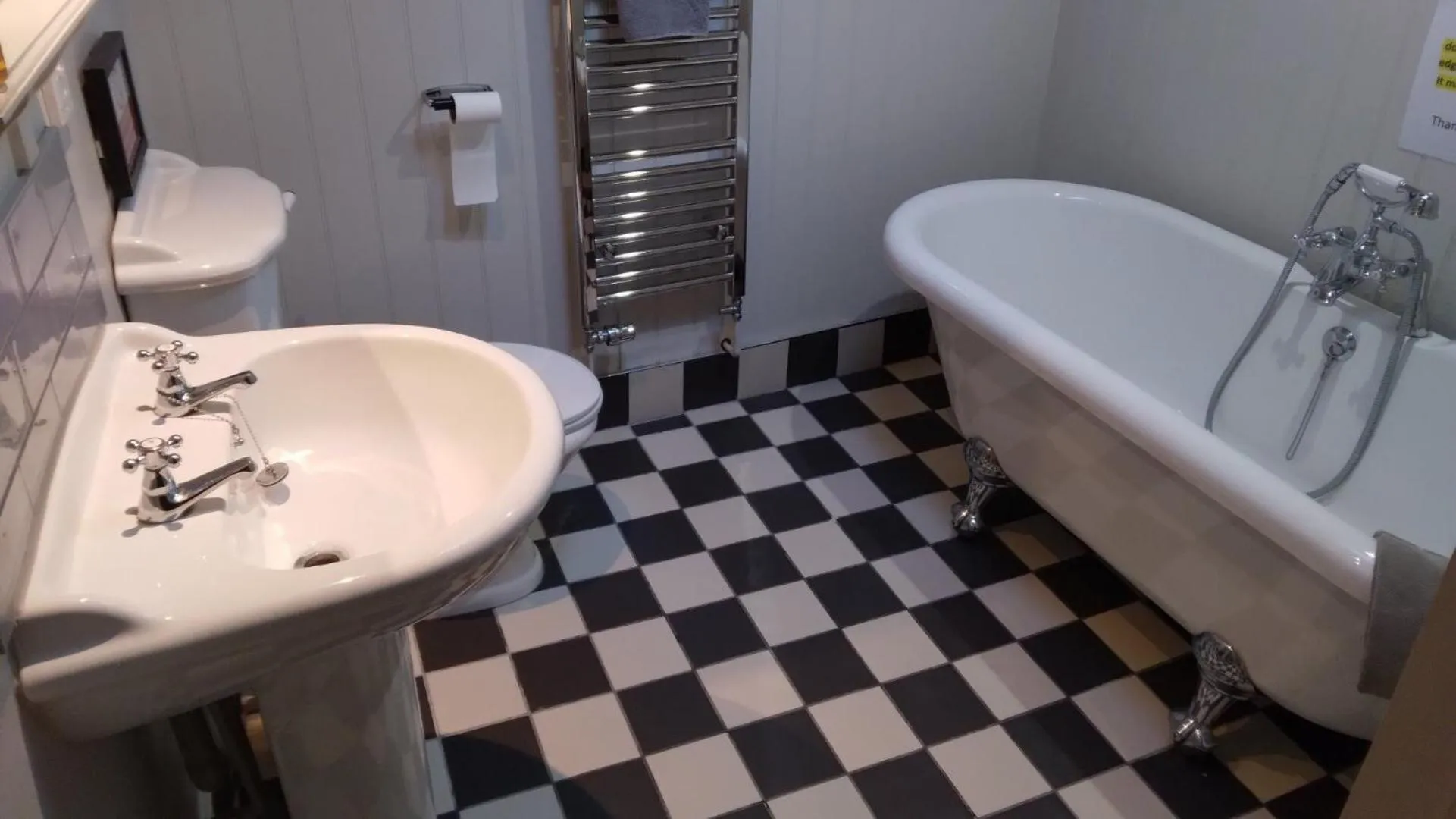 Bathroom in The George Inn