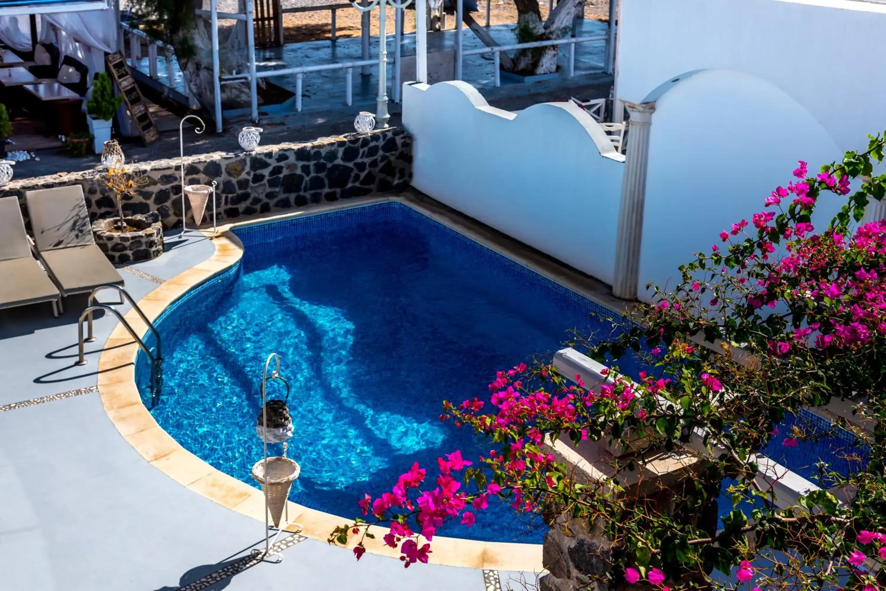 Swimming pool in King's Suites Swimming pool in King's Suites