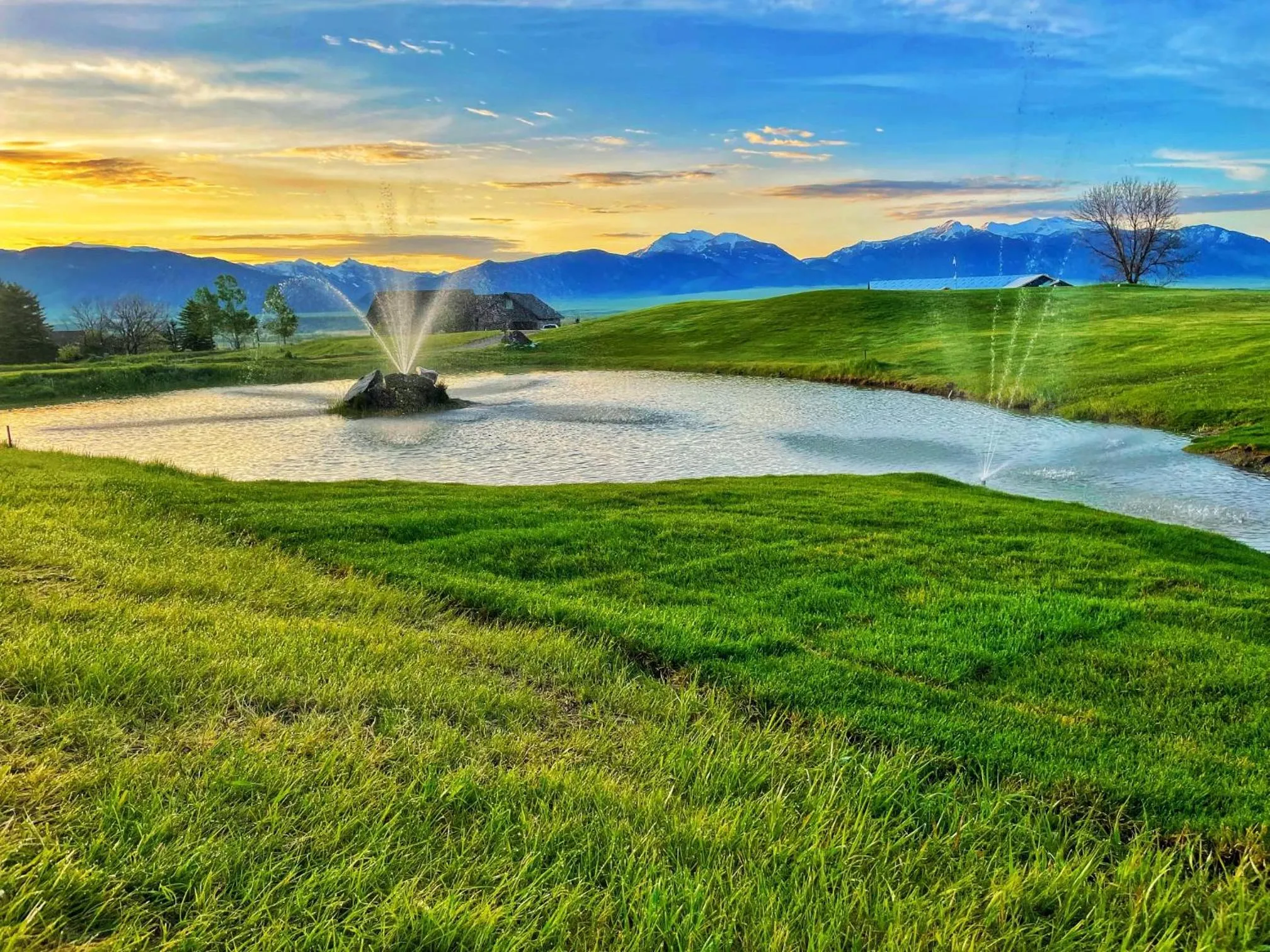 Golfcourse in El Western Cabins & Lodges