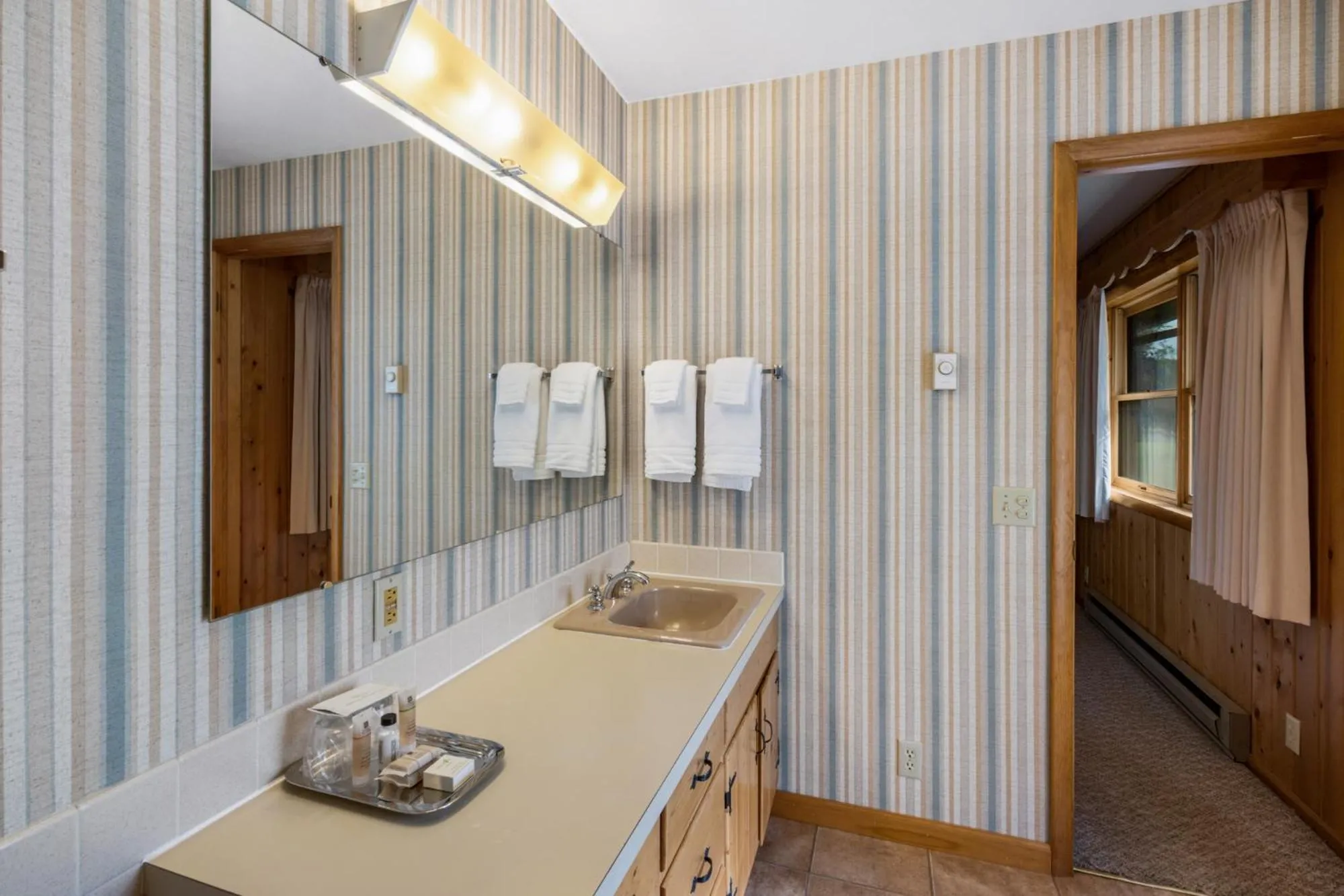 Bathroom in El Western Cabins & Lodges