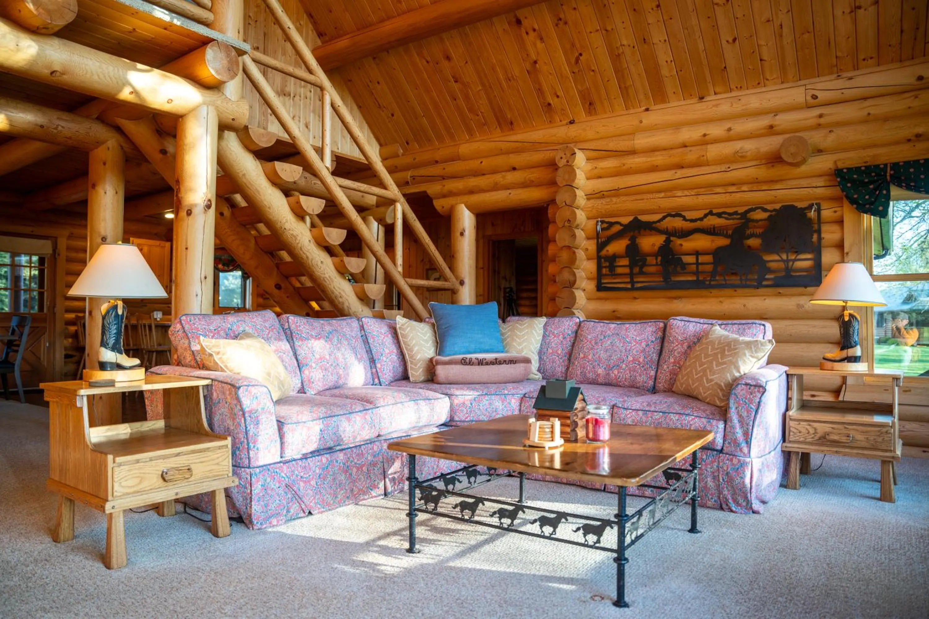 Living room in El Western Cabins & Lodges