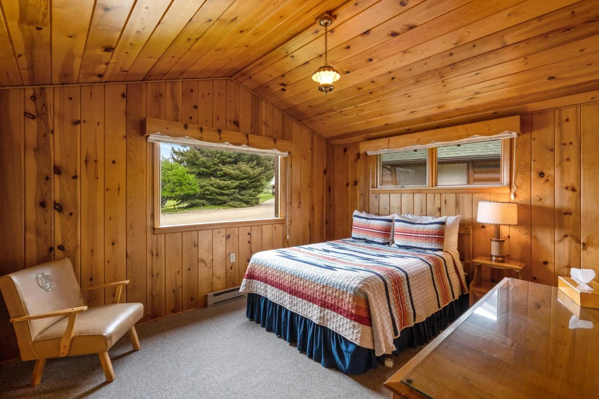 Bed in El Western Cabins & Lodges