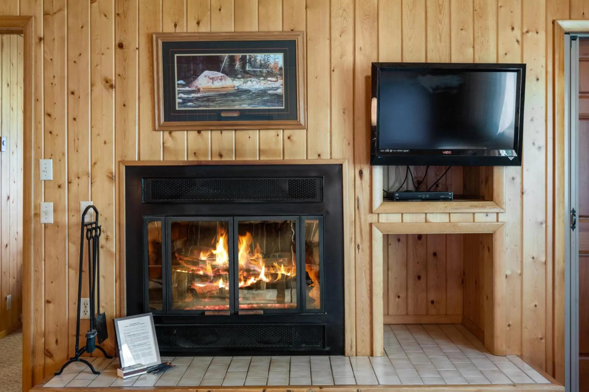 TV and multimedia in El Western Cabins & Lodges